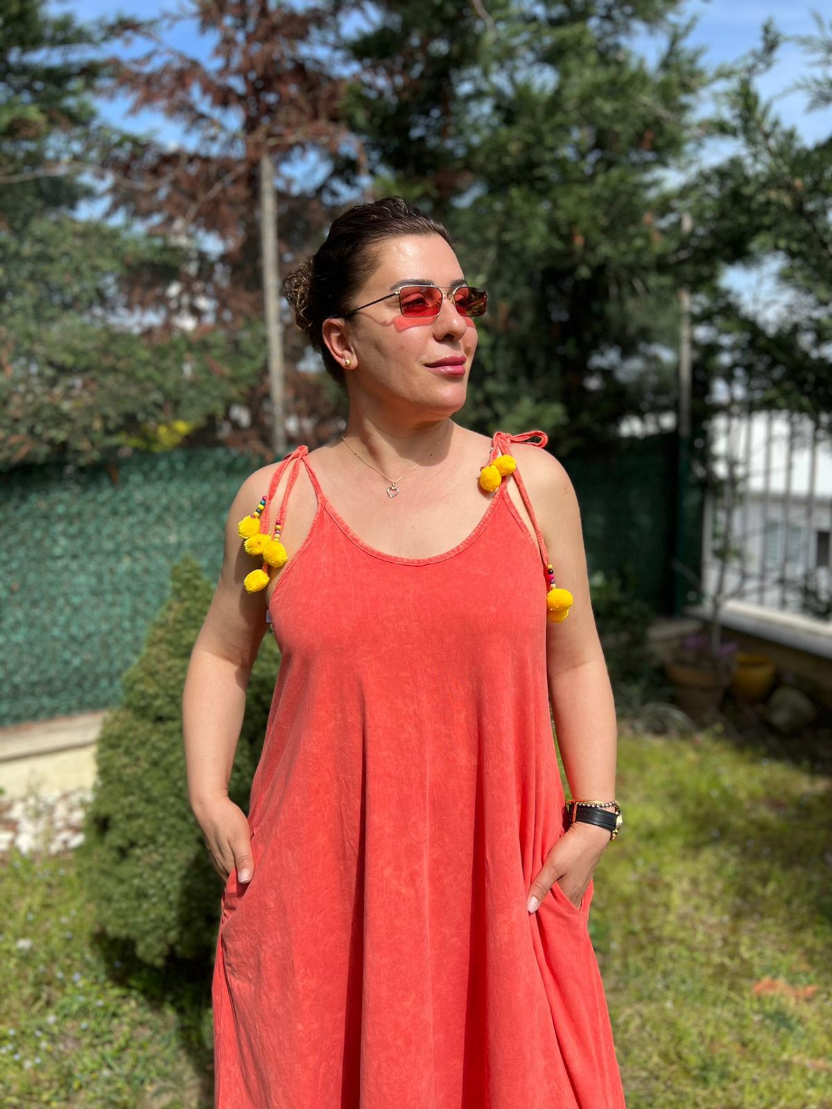 İp Askılı Cepli Geniş Kesim %100 Pamuk Yıkamalı Maxi Elbise