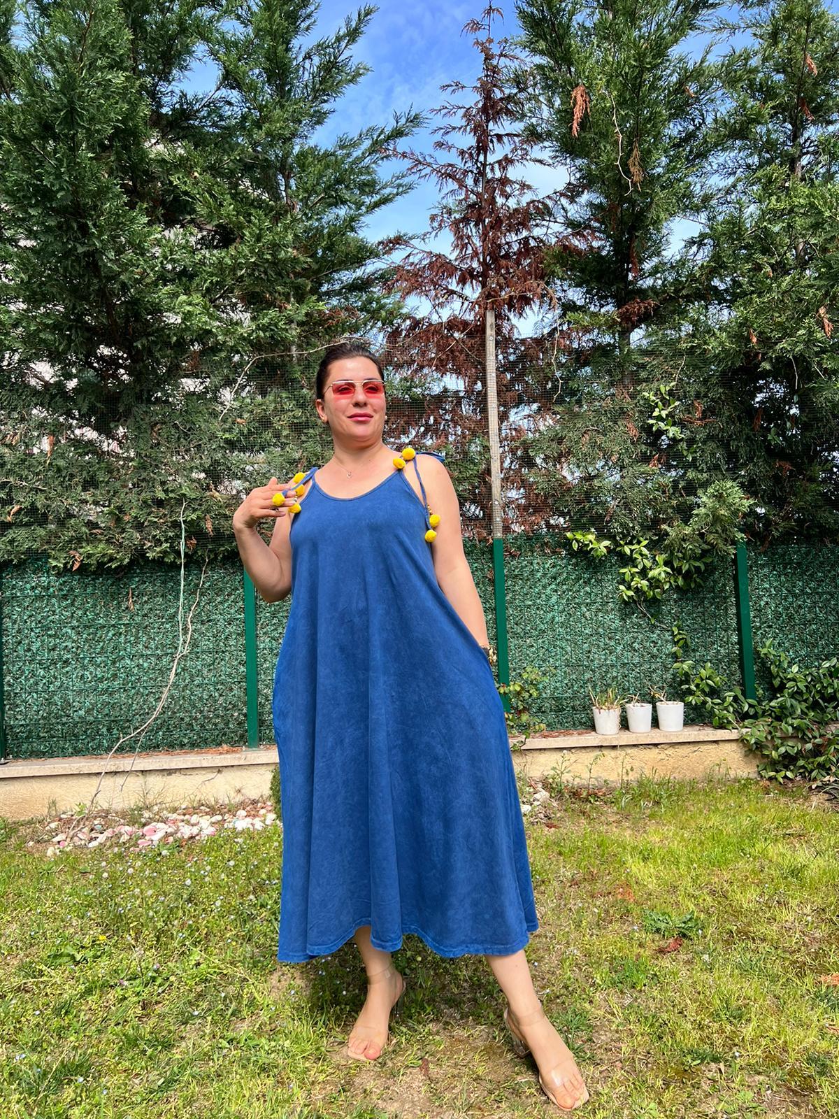 İp Askılı Cepli Geniş Kesim % Pamuk Yıkamalı Maxi Elbise