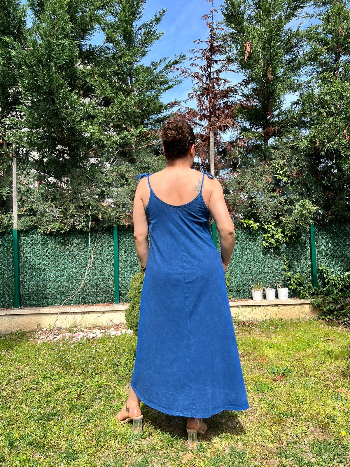 İp Askılı Cepli Geniş Kesim % Pamuk Yıkamalı Maxi Elbise