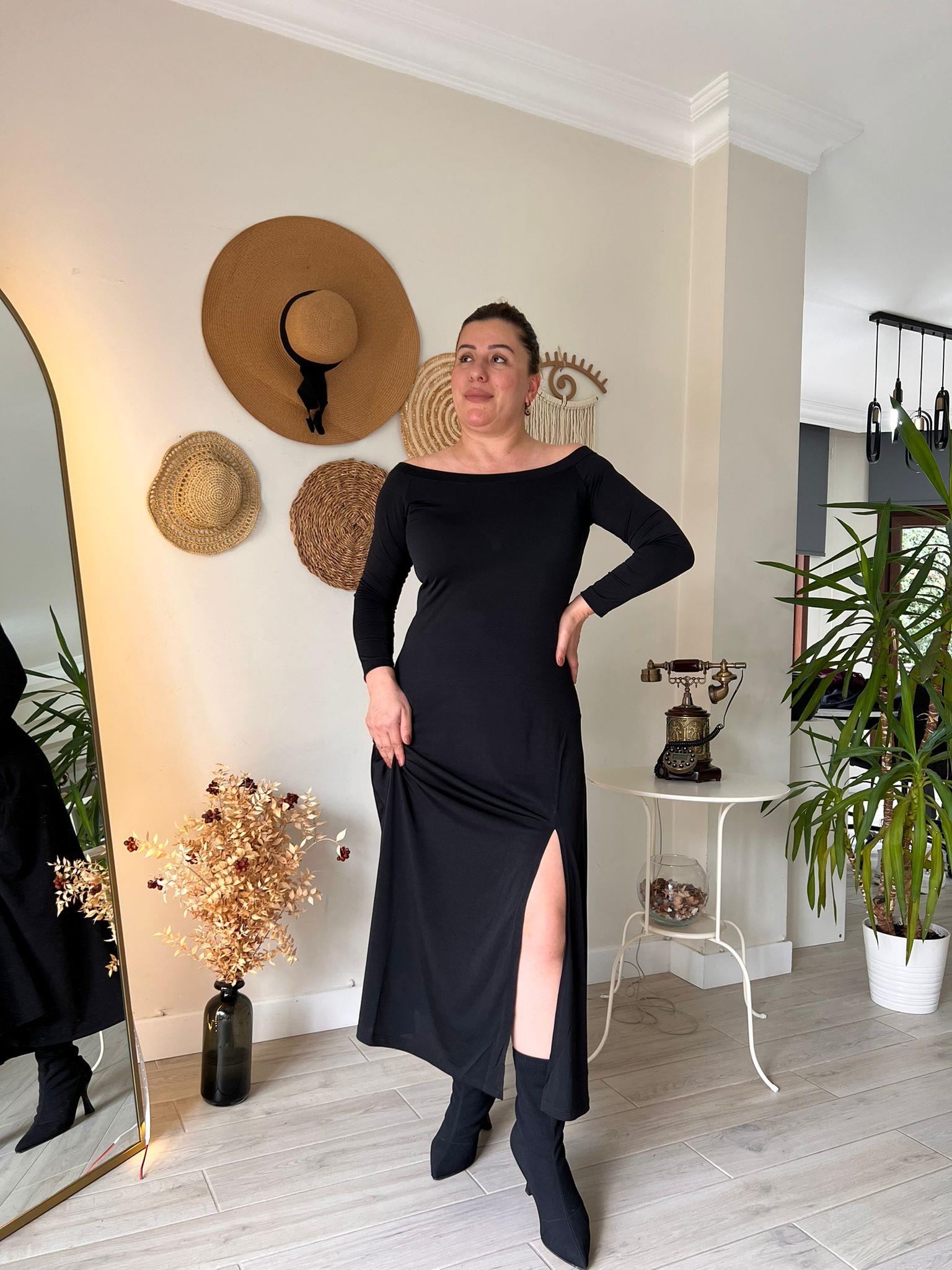 Kayık Yaka Yırtmaçlı Sandy Kumaş Elbise | Mjora Butik