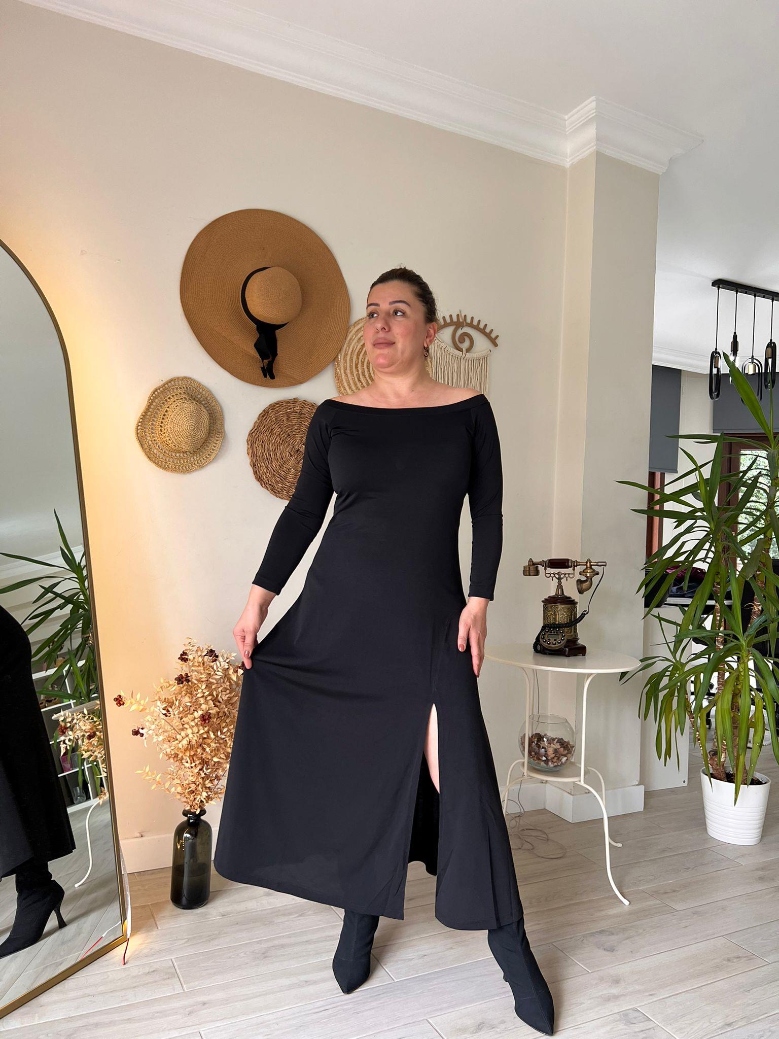 Kayık Yaka Yırtmaçlı Sandy Kumaş Elbise | Mjora Butik