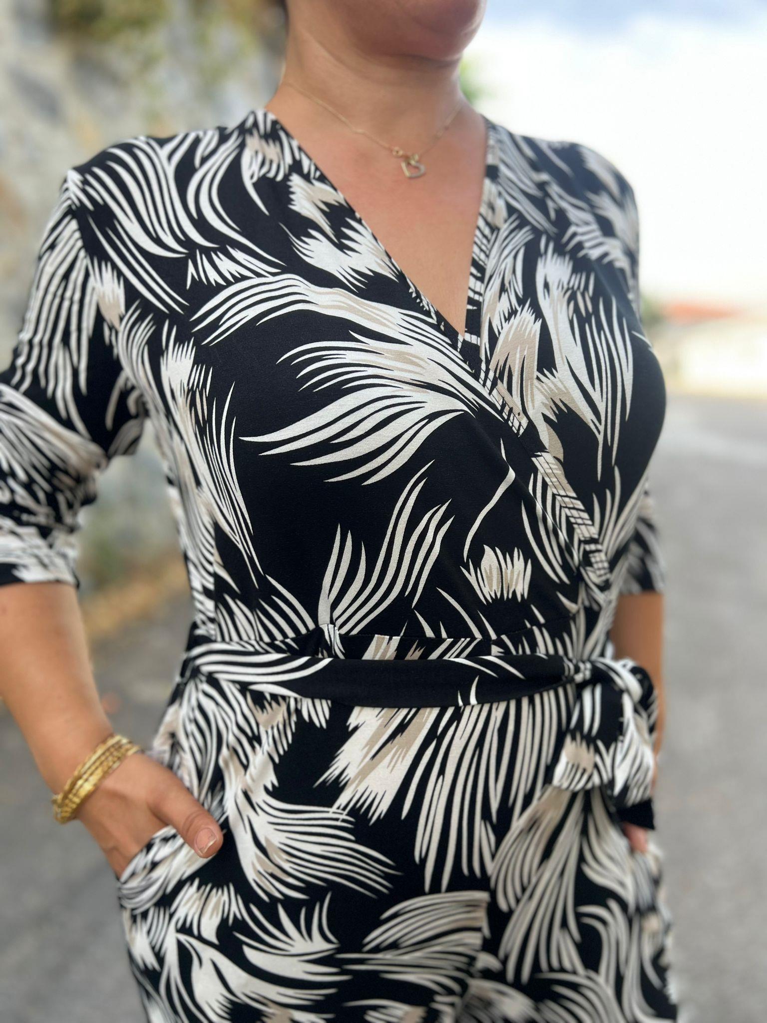 Kruvaze Yaka Desenli Örme Tulum