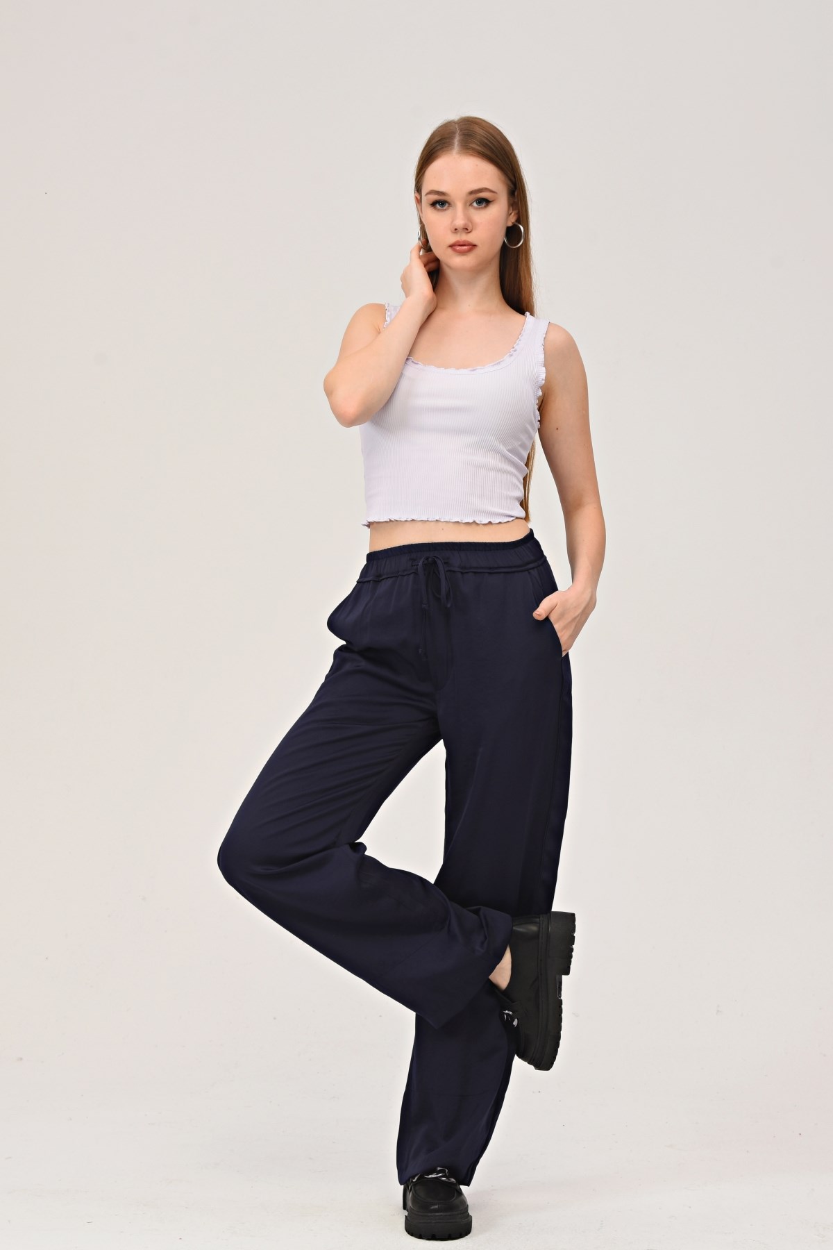 Lacivert Uzun Paça Saten Pantalon