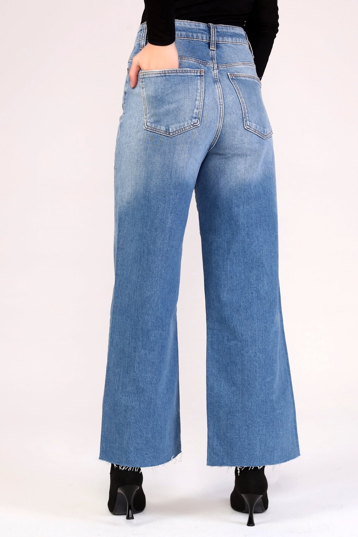 Mavi Bol Paça Püsküllü Denim Pantolon 