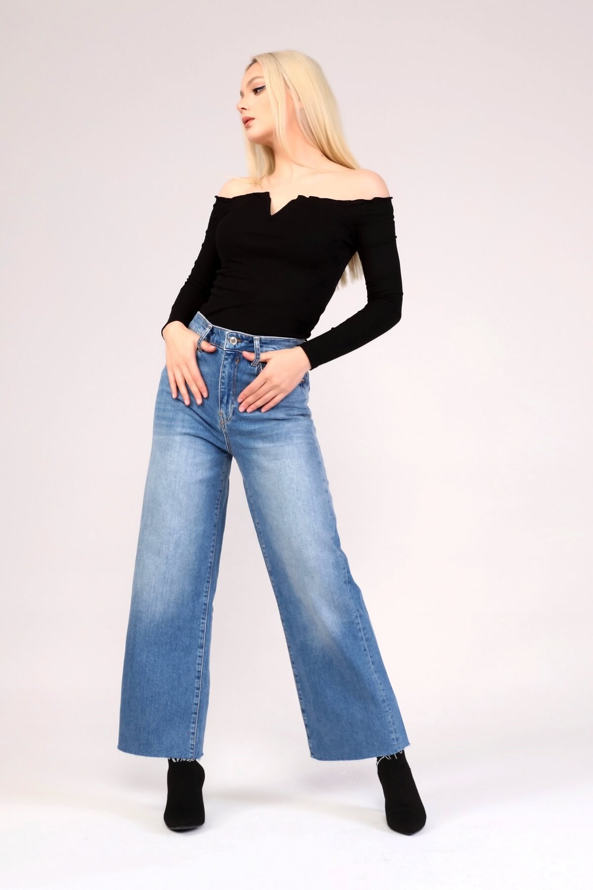 Mavi Bol Paça Püsküllü Denim Pantolon 