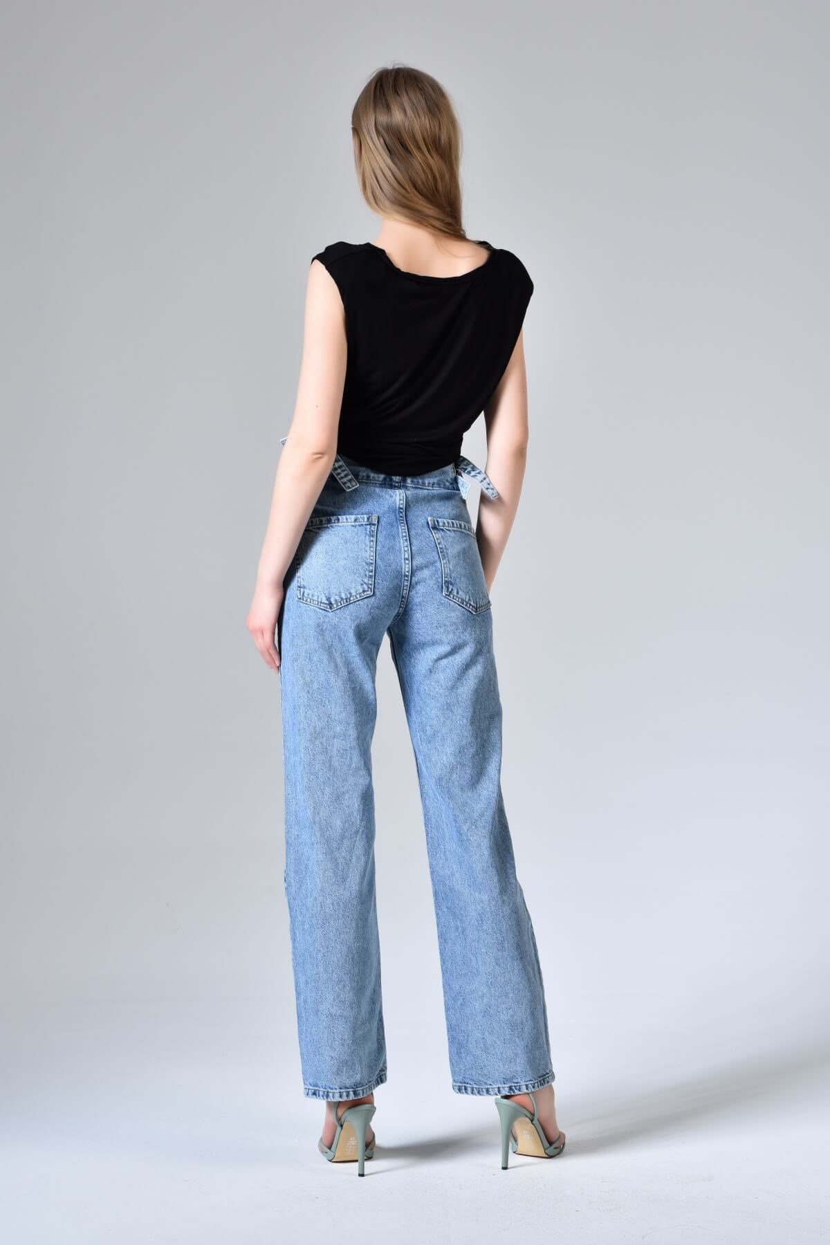 MaVİ Çift Kemerli Pencereli Straight Fit Jean 