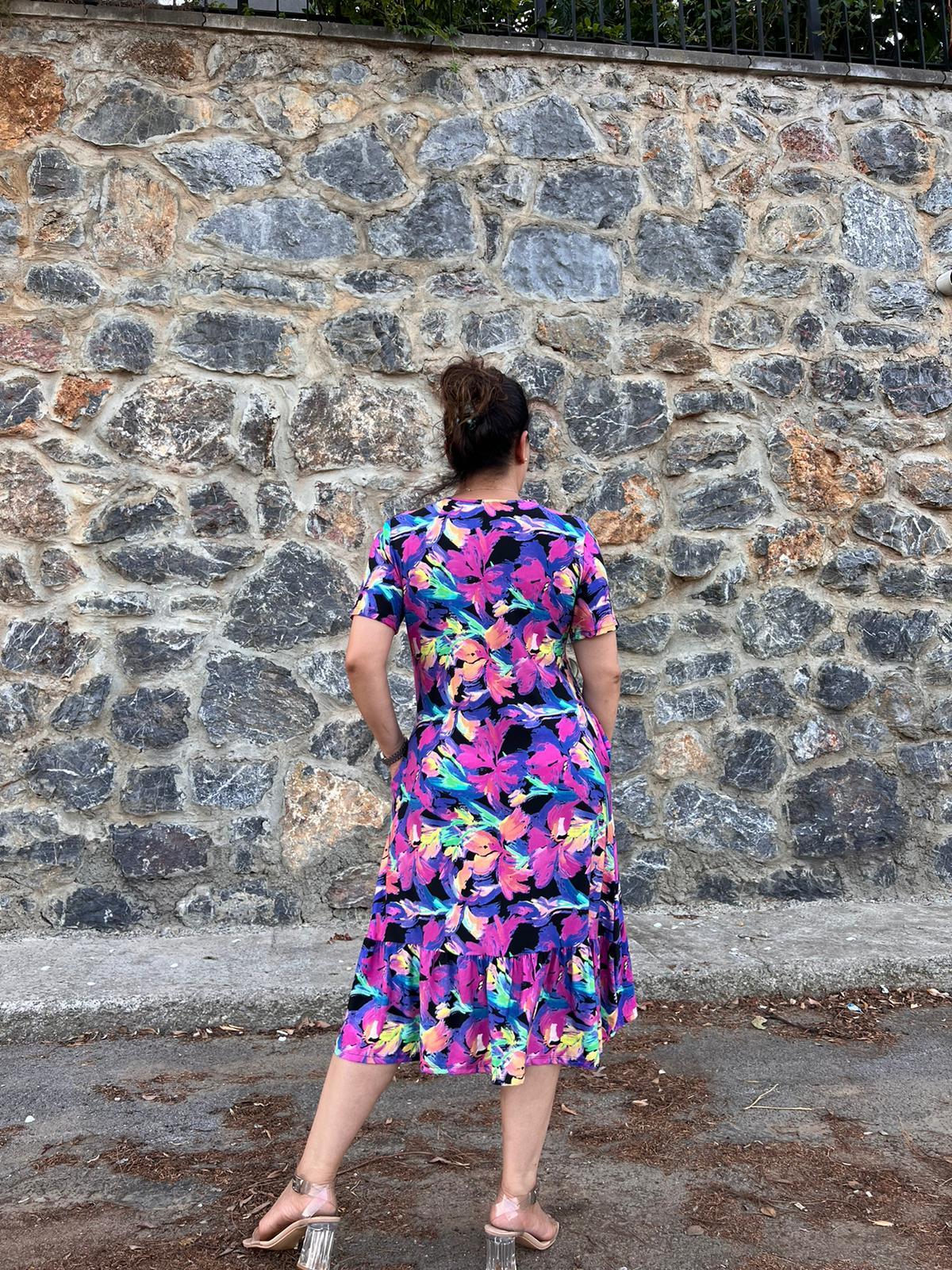 Mavi Desenli Eteği Fırfırlı Cepli Büyük Beden Elbise