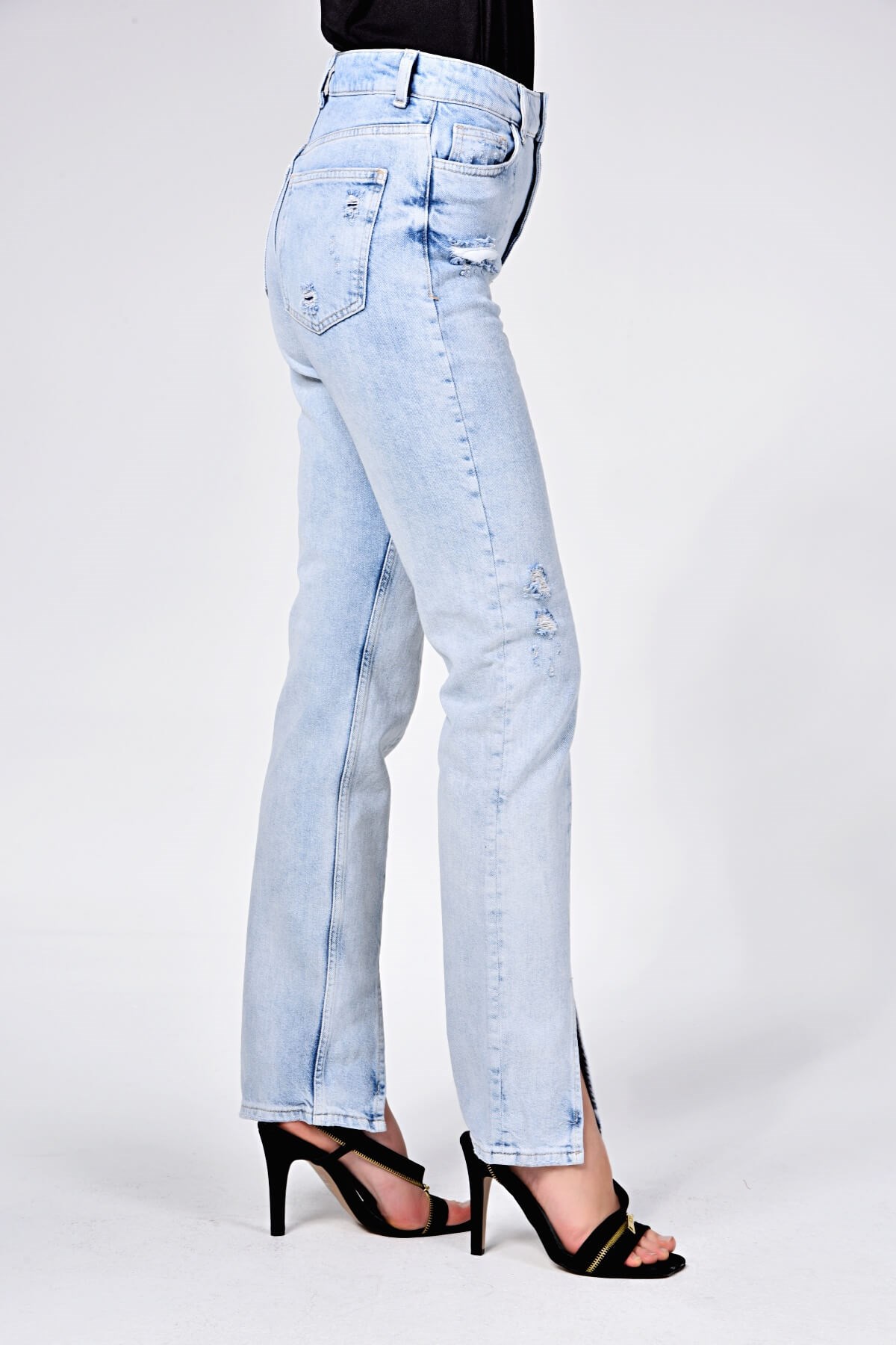 Paçaları Yıtmaçlı Jean Pantolon 