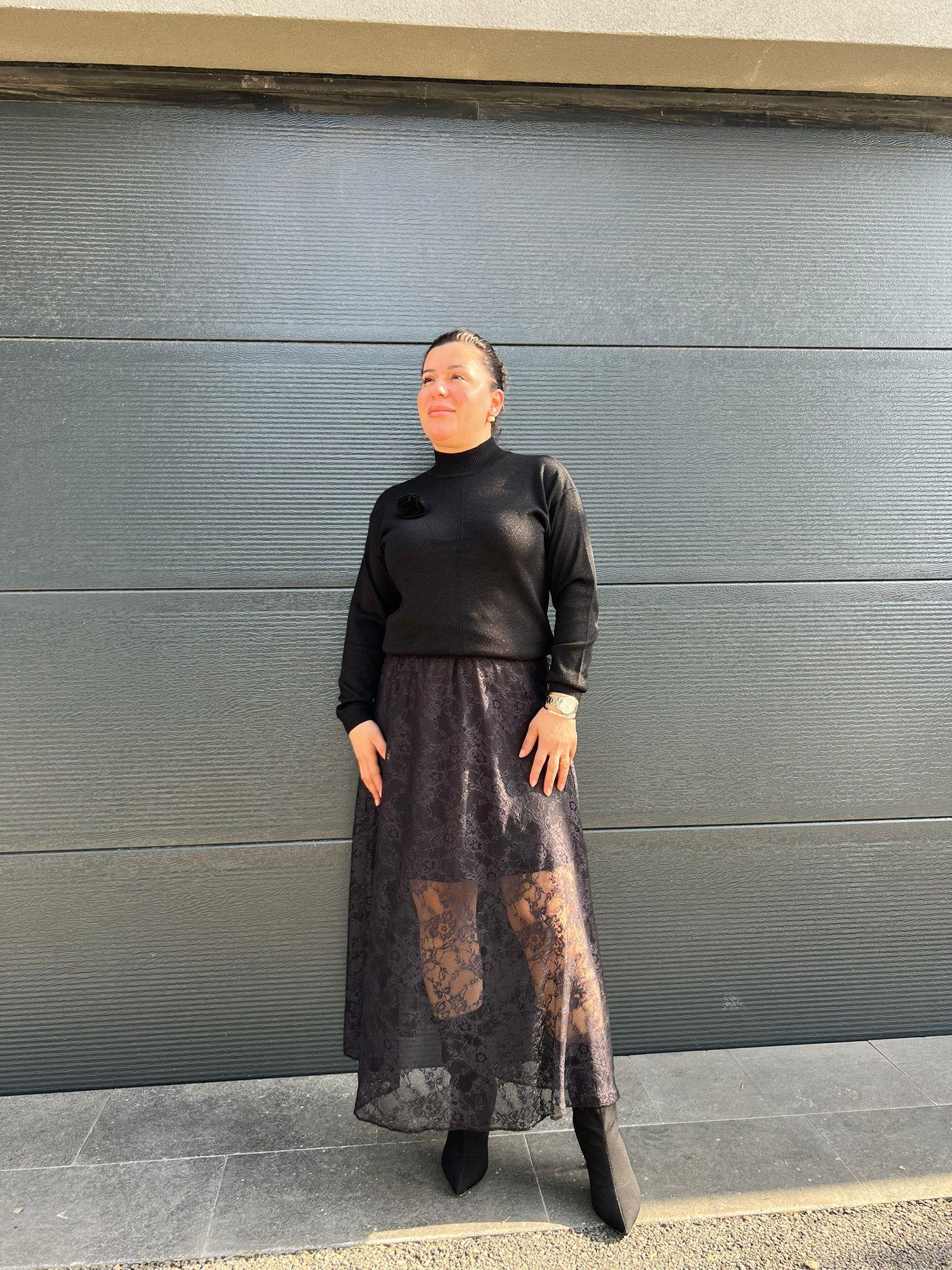 Siyah Astarlı Büyük Beden Dantel Etek