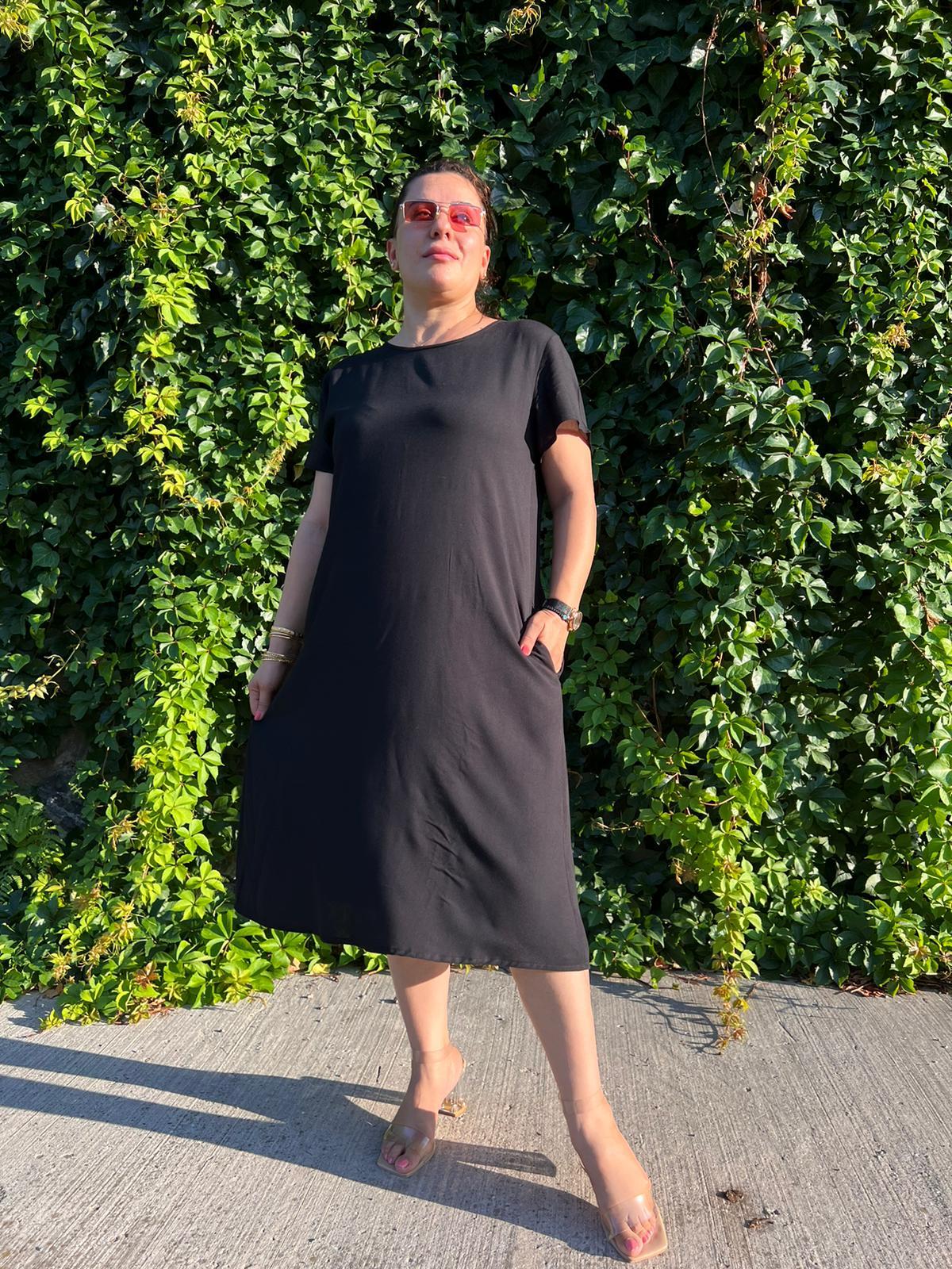 Siyah Basic Cepli Dokuma Pamuk Elbise