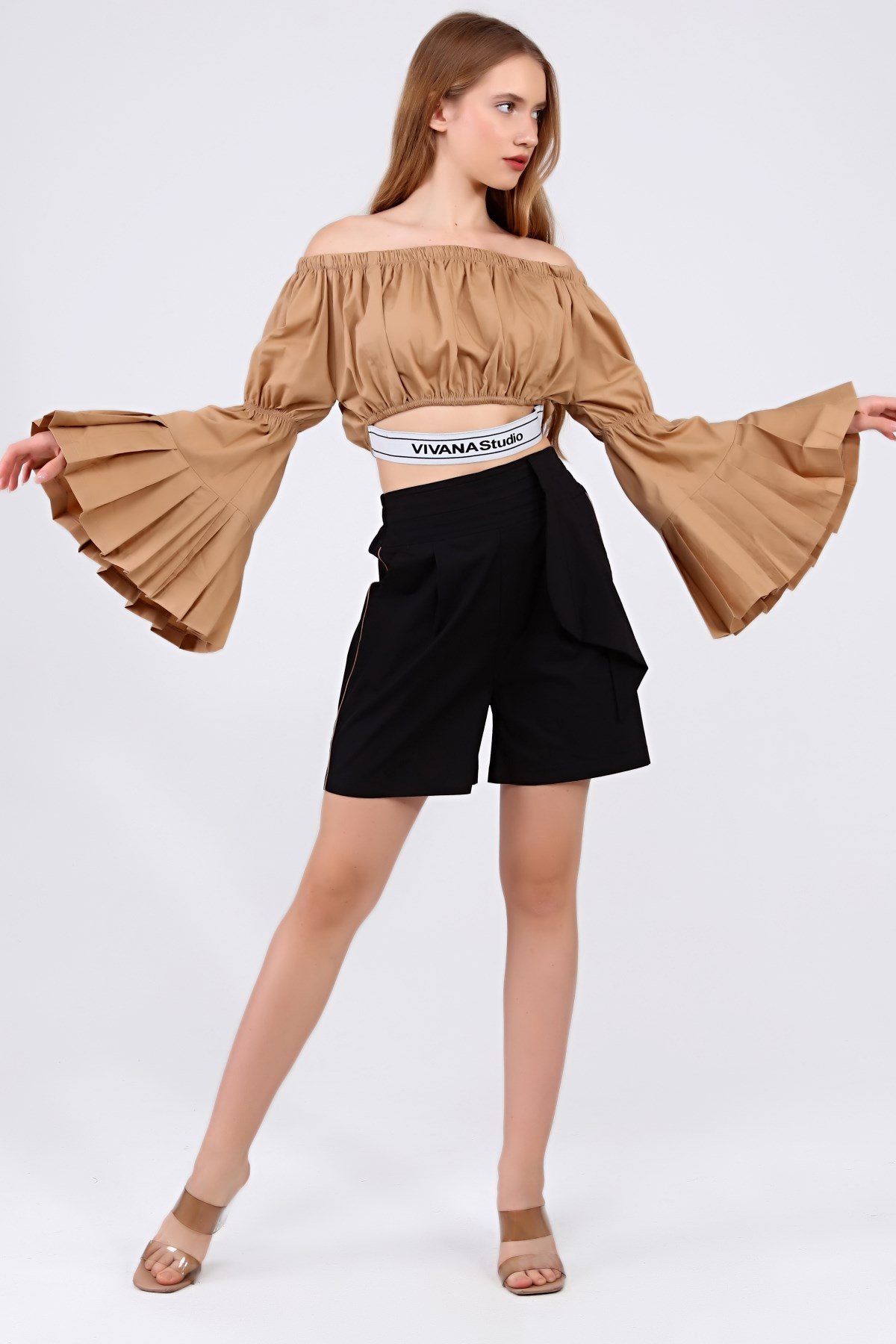 Siyah Bermuda Şortlu Takım 