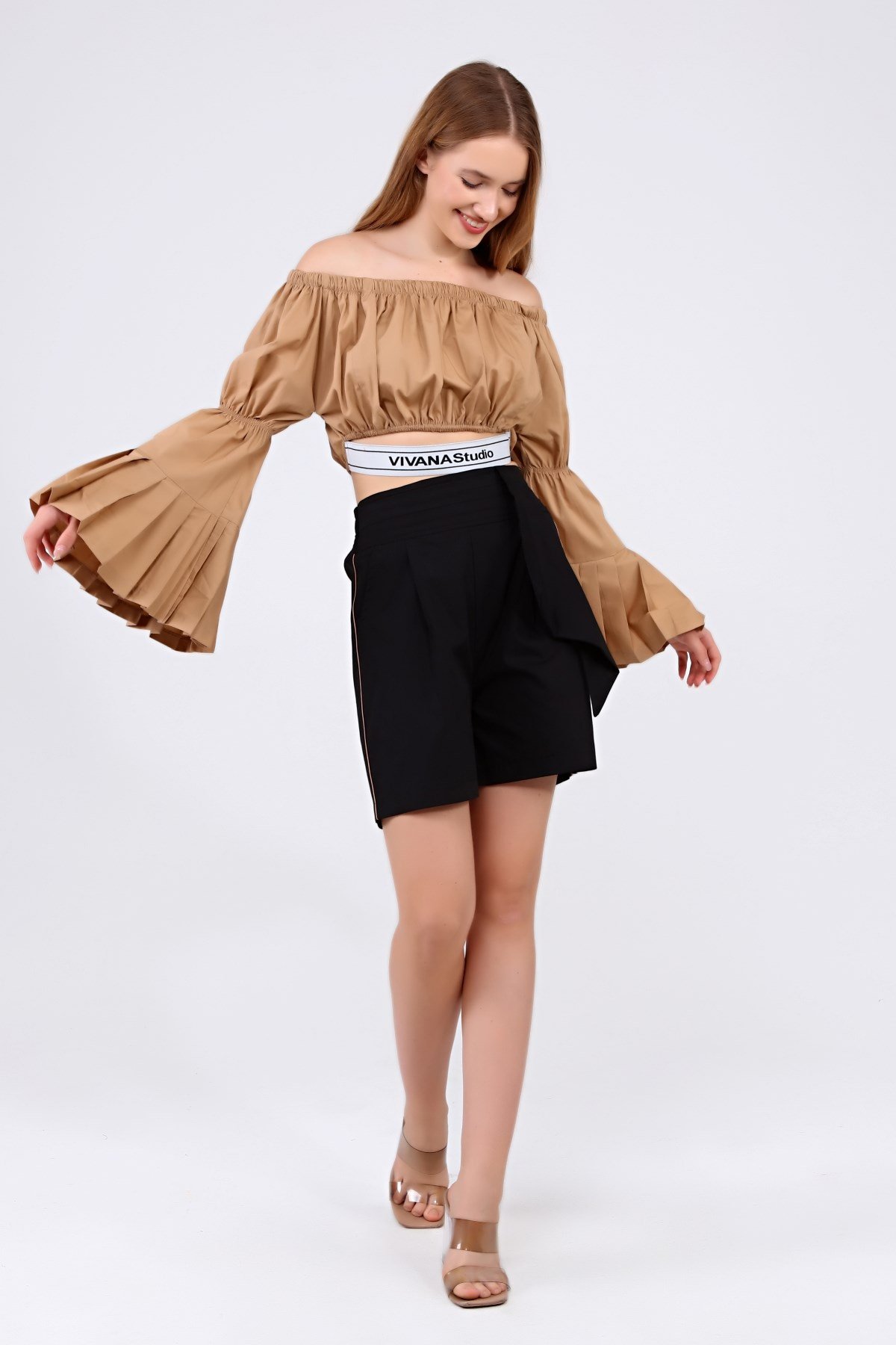 Siyah Bermuda Şortlu Takım 