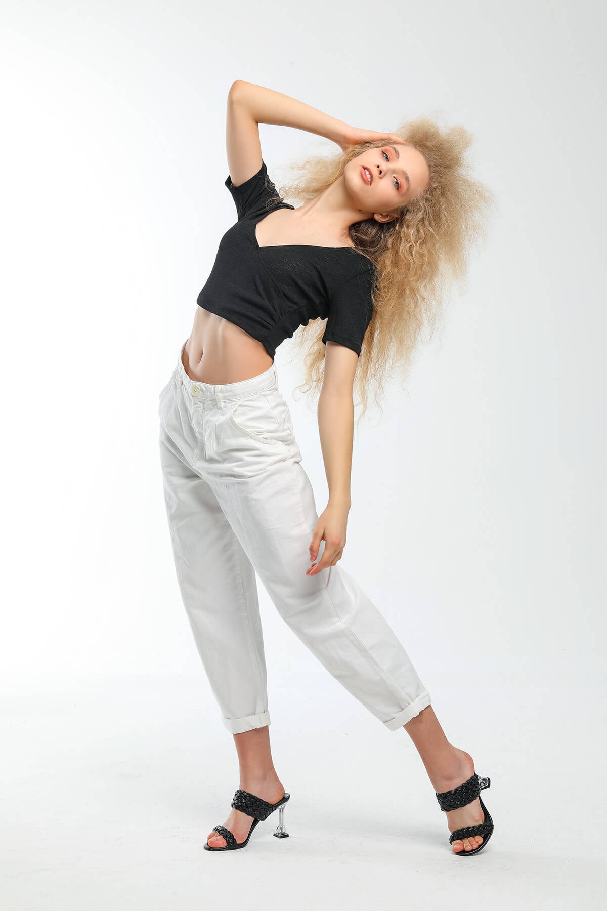 Siyah Kruvaze Yaka Crop Bluz 