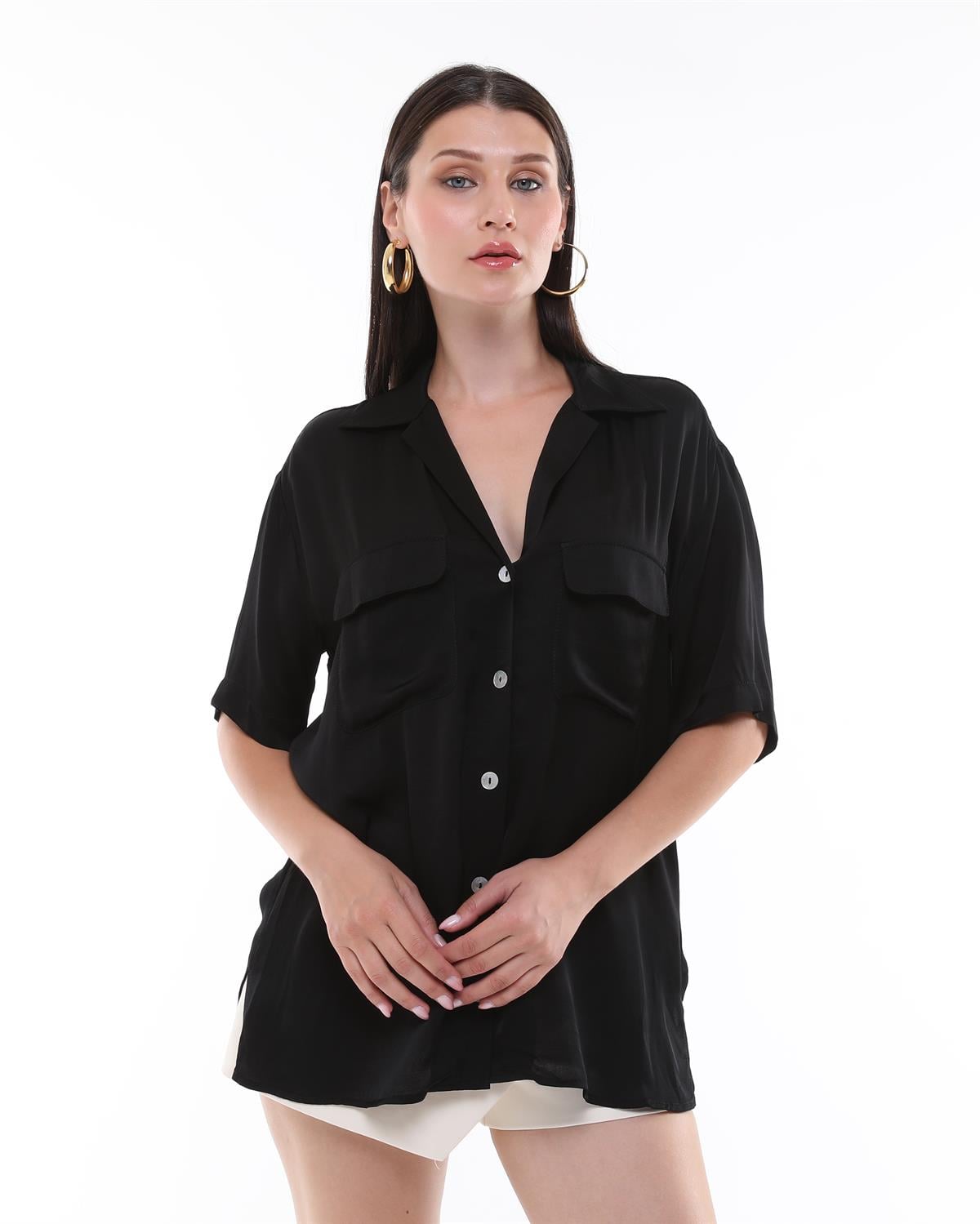 Siyah Oversize Saten V Yaka Gömlek