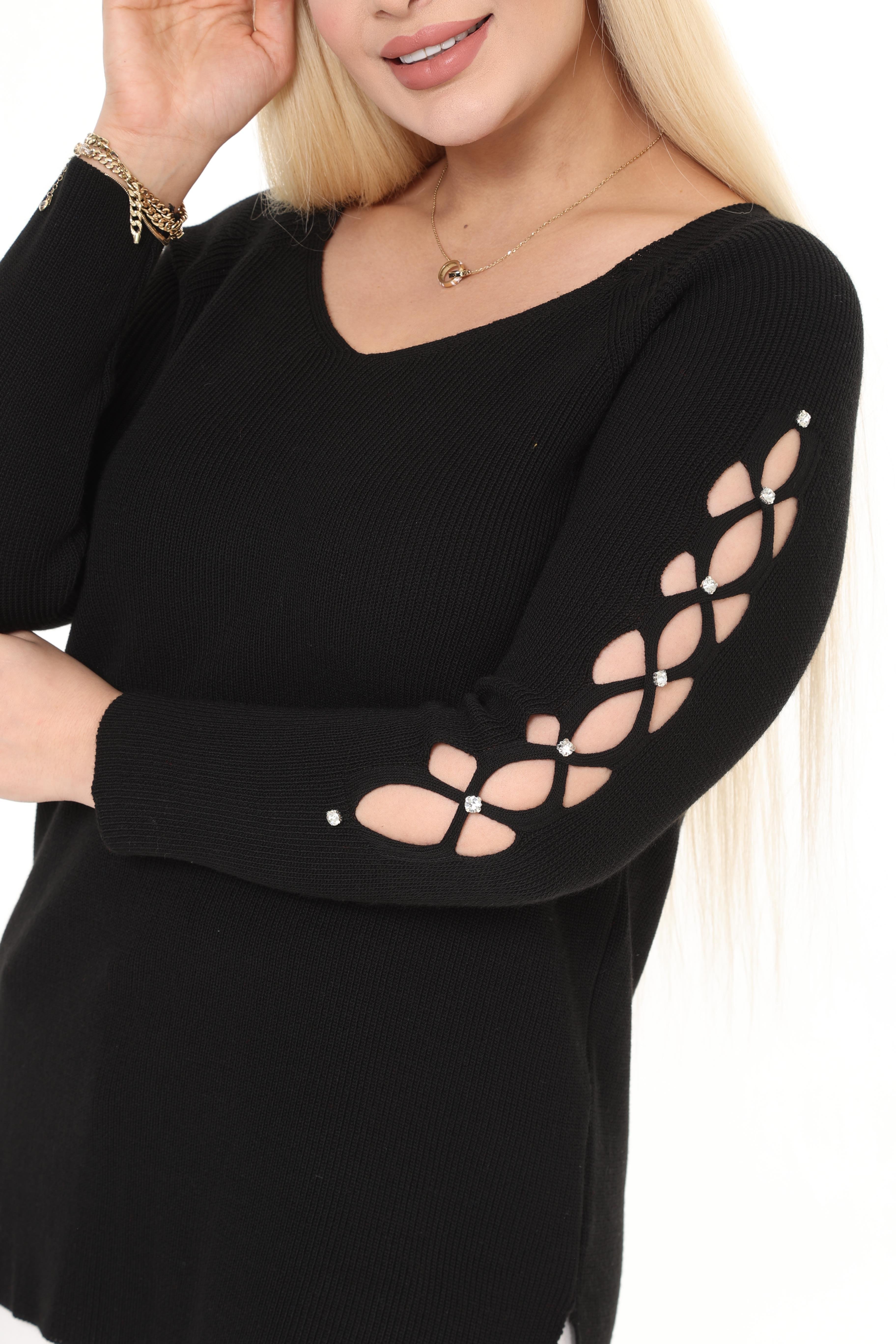 Siyah V Yaka Kol Detaylı Triko Örme Taşlı Kazak