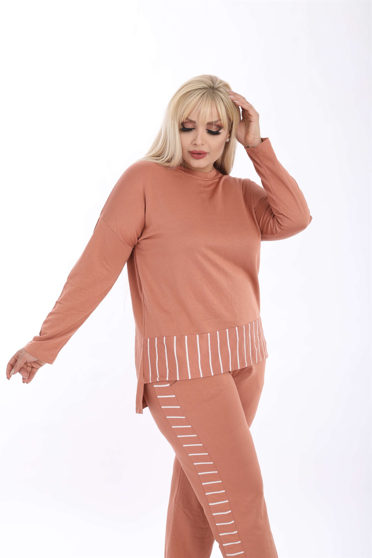 Somon Çizgi Şeritli Büyük Beden Eşofman Takımı