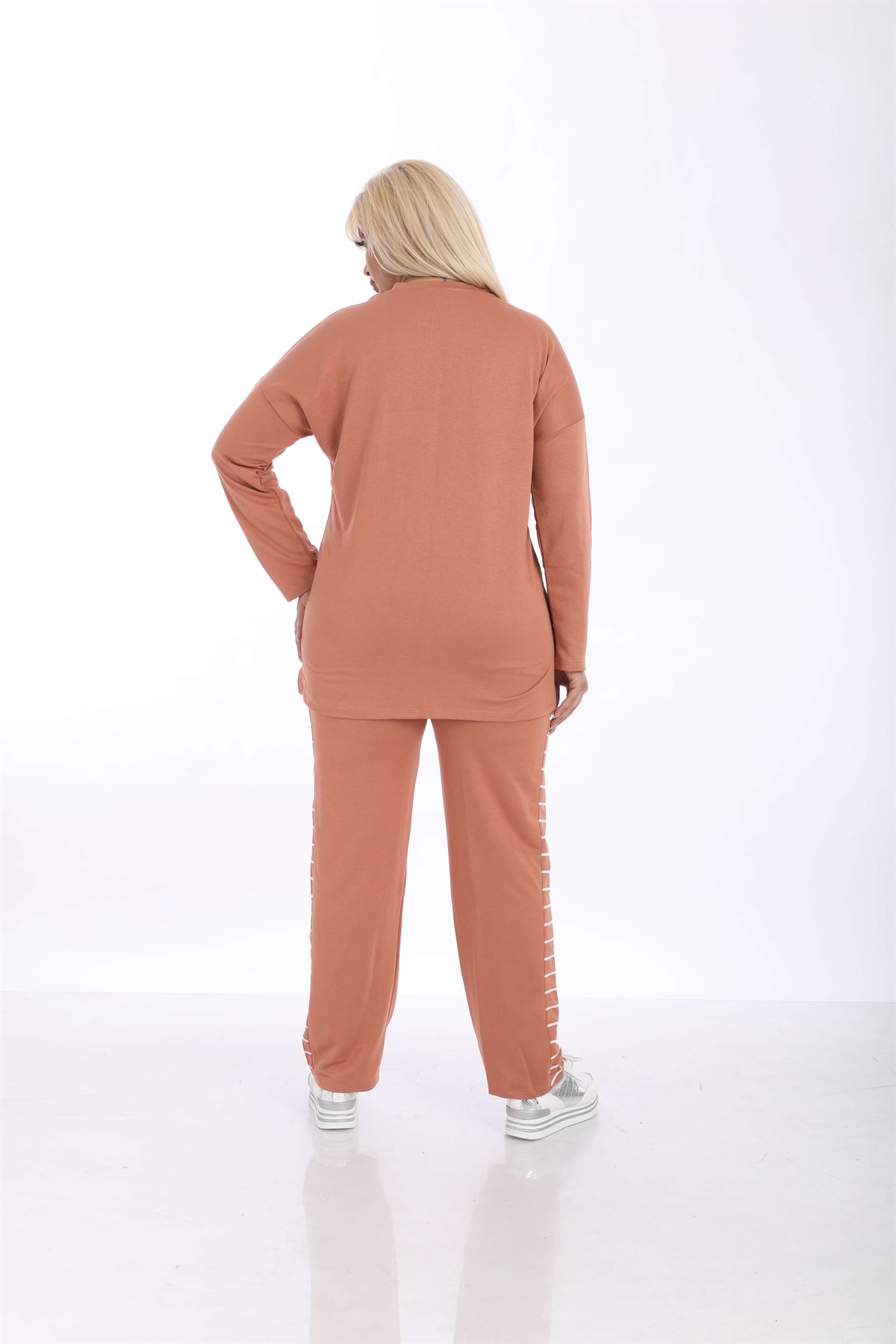 Somon Çizgi Şeritli Büyük Beden Eşofman Takımı