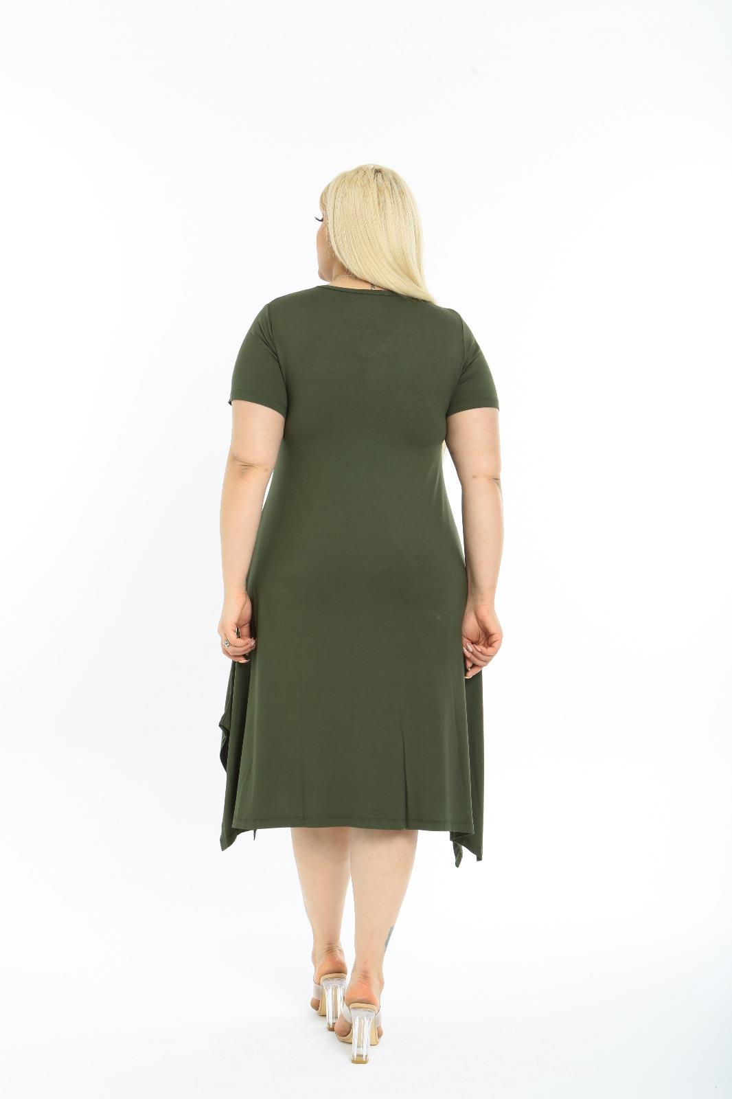 Yaka Detaylı Yırtmaçlı Örme Rahat Kalıp Elbise