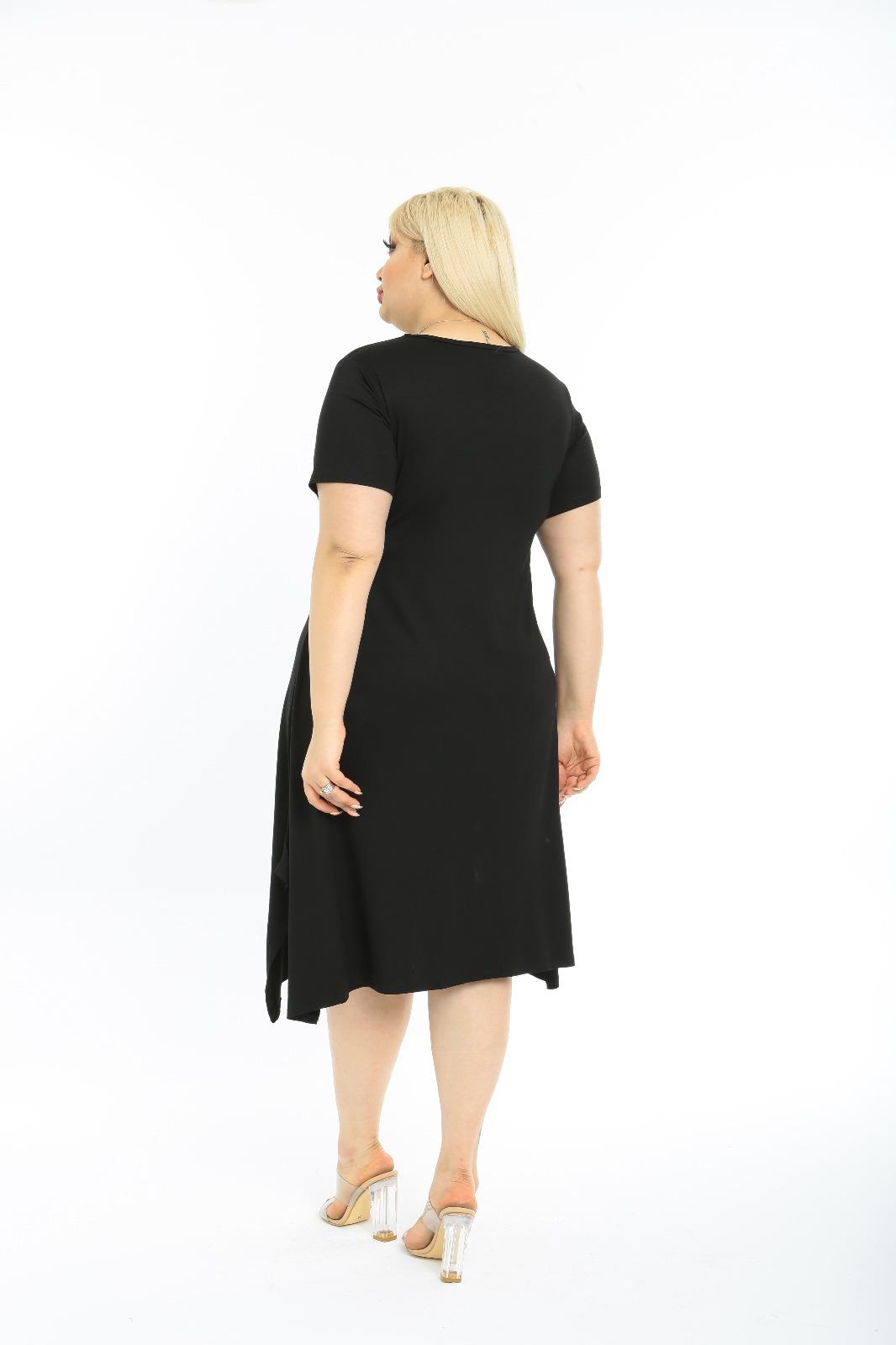 Yaka Detaylı Yırtmaçlı Örme Rahat Kalıp Elbise