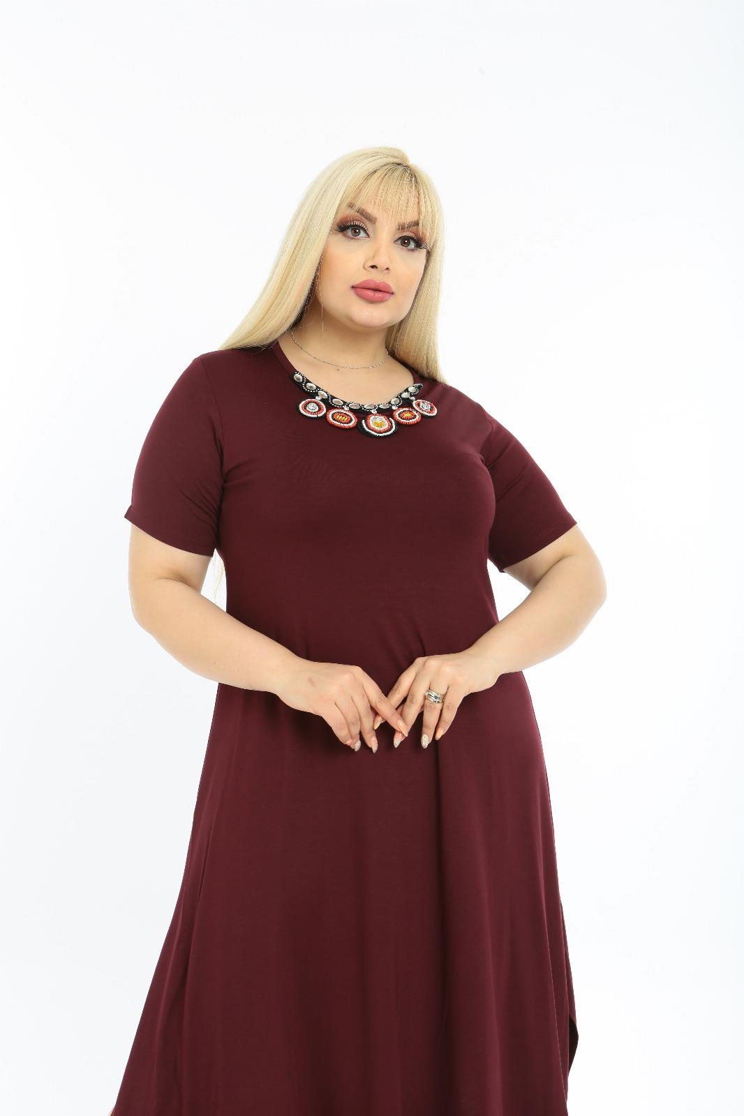 Yaka Detaylı Yırtmaçlı Örme Rahat Kalıp Elbise