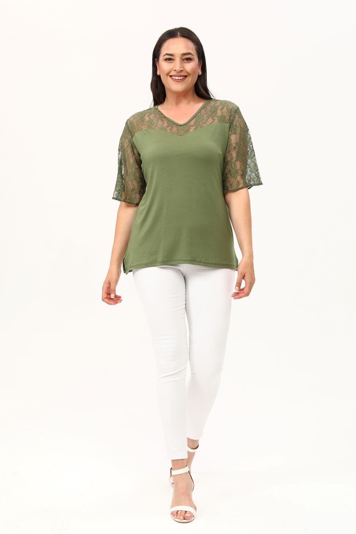 Yeşil Kalp Yaka Büyükbeden Dantel Bluz