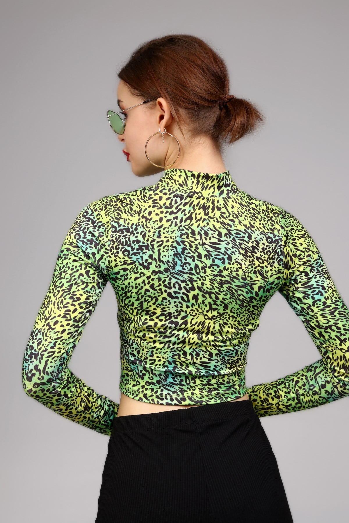 Yeşil Neon Baskılı Crop Bluz 