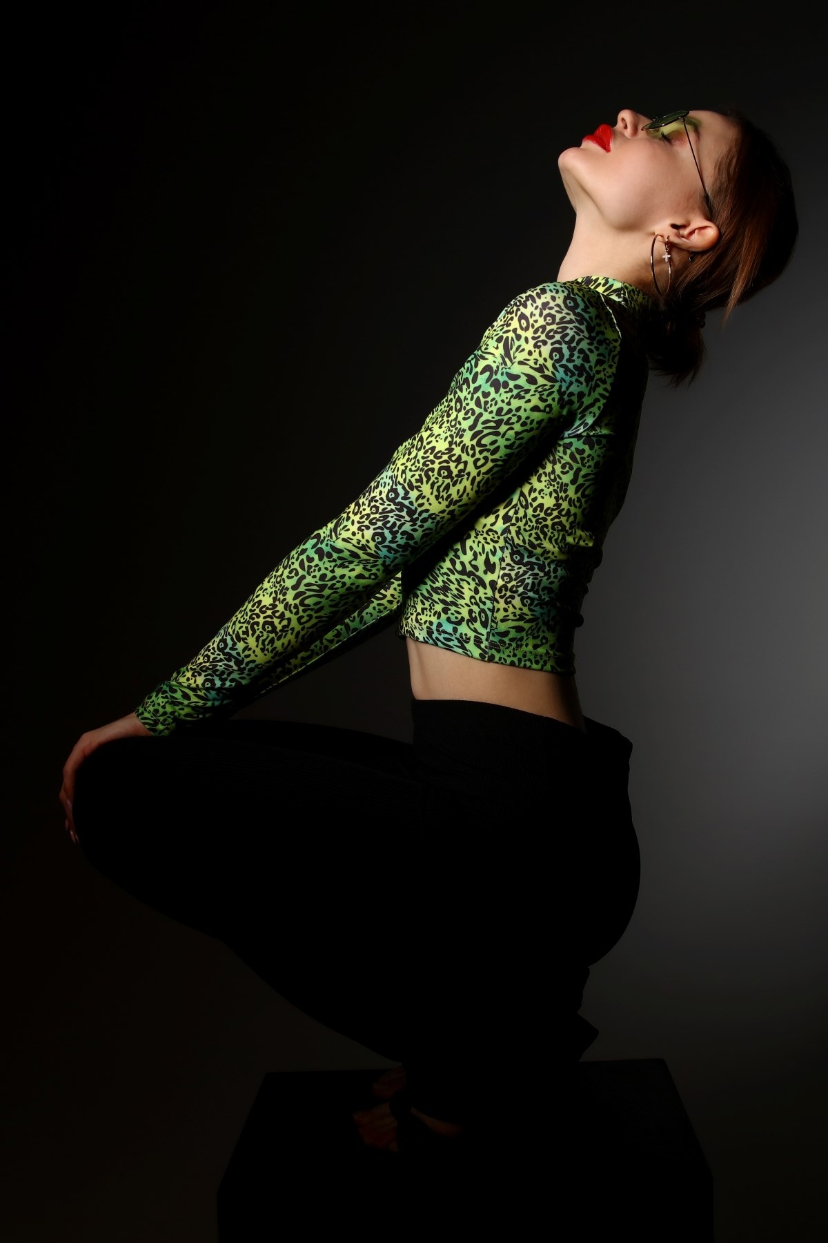 Yeşil Neon Baskılı Crop Bluz 