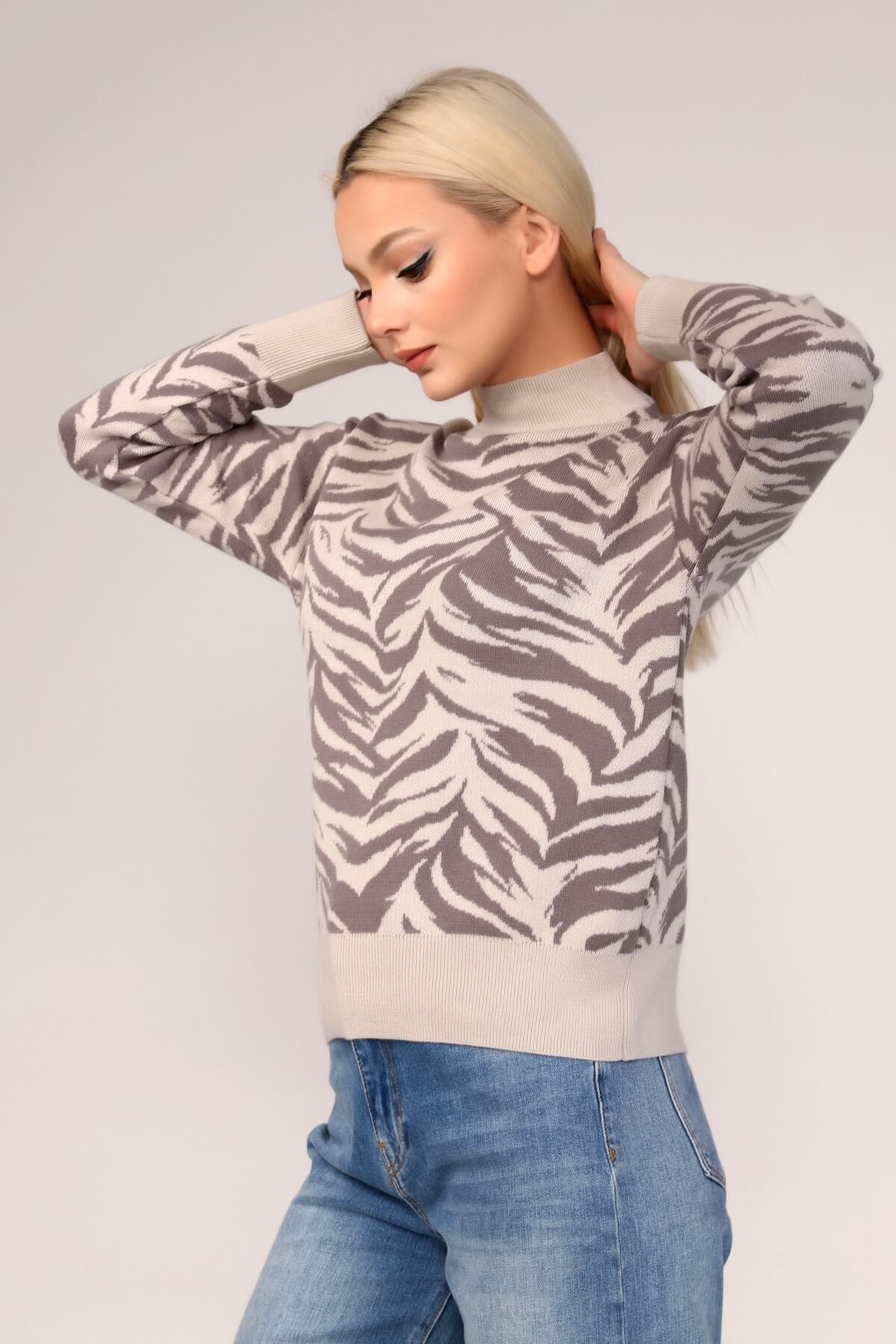 Zebra Desen Dik Yaka Triko Kazak 