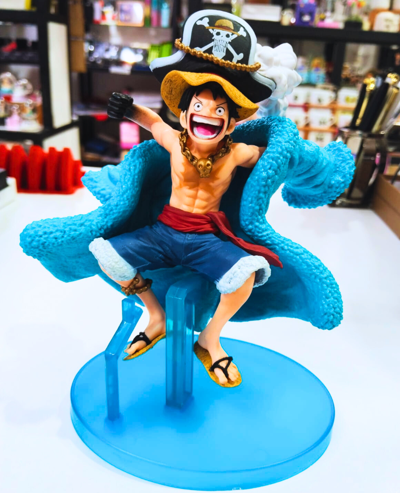 Monkey D. Luffy Kaptan Şapkalı Tek Parça Figürü - 17x15 cm One Piece Figür KARAKTER FİGÜR