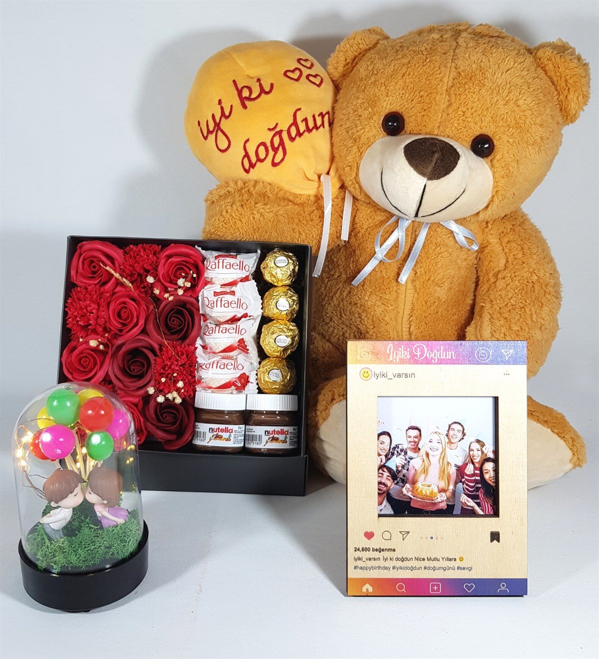 Doğum Günü Hediyesi Kişiye Özel İnstagram Çerçeve Aşıklar Işıklı Fanus Ferrero Çikolata Hediye Setleri