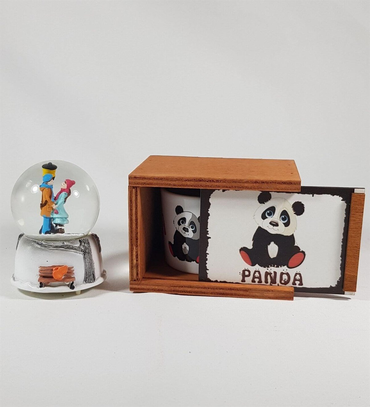 Sevdiklerinize Hediye  Panda Kutulu Kupa Seti Ölümsüz Aşıklar Kar Küresi Hediye Set Sevgiliye Hediye
