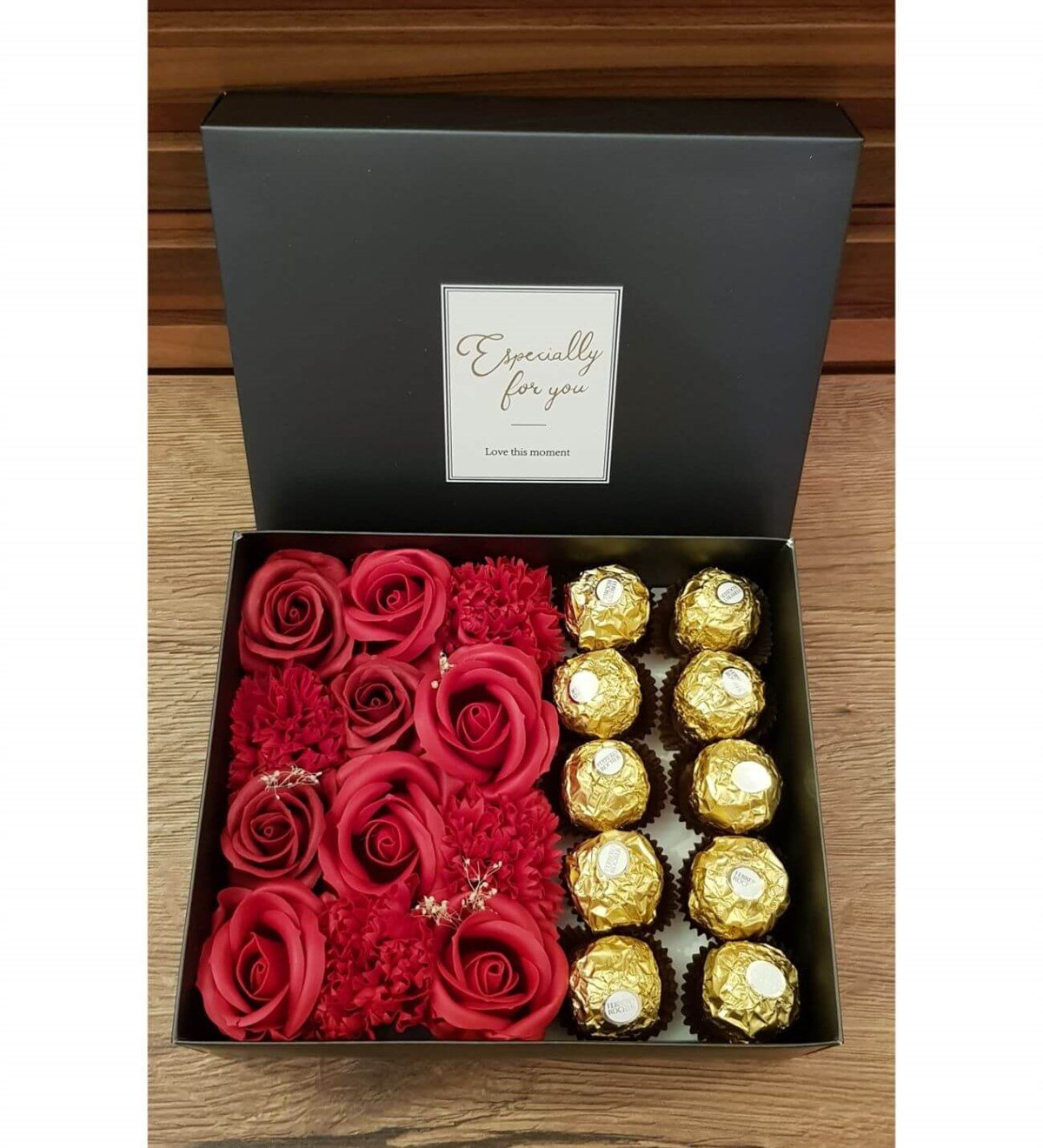 İyiki Doğdun Mesajlı Pelüş Ayıcıklı Rocher Çikolata Ve Sevgi Sözcükleri Set HEDİYE