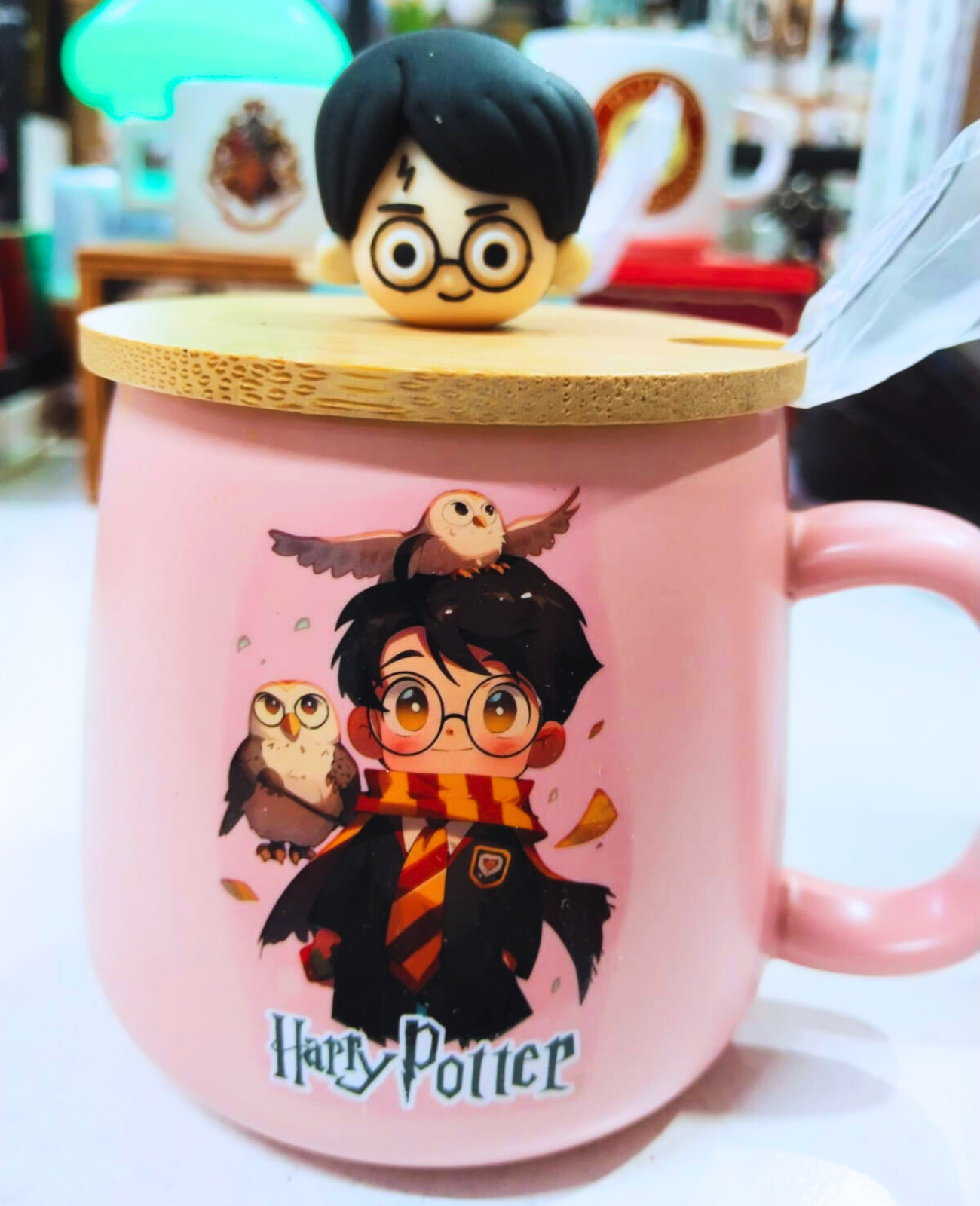 Harry Potter Karakter Tasarımlı Kapaklı Seramik Kupa - Bambu Kapaklı HARRY POTER FİGÜR