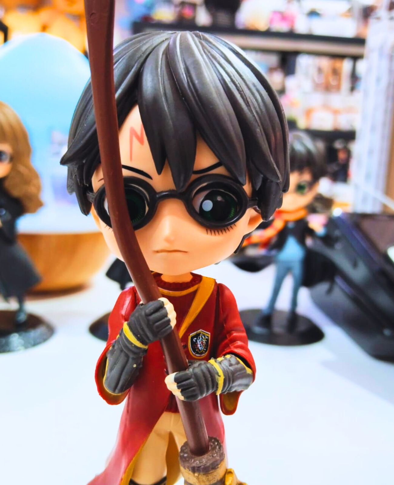 Harry Potter Quidditch Macerası Figürü: Büyücülük Dünyasının Uçan Kahramanı HARRY POTER FİGÜR