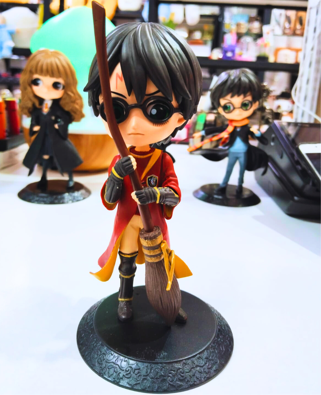 Harry Potter Quidditch Macerası Figürü: Büyücülük Dünyasının Uçan Kahramanı HARRY POTER FİGÜR