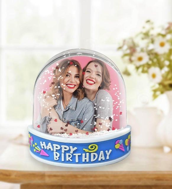 Kişiye Özel Çift Fotoğraflı Arkadaşa Hediye Kar Küresi 