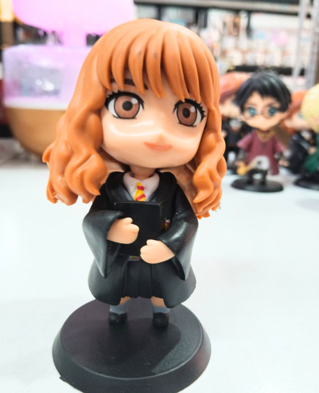 Hermione Granger Figürü – Bilgeliğin ve Cesaretin Sembolü! HARRY POTER FİGÜR
