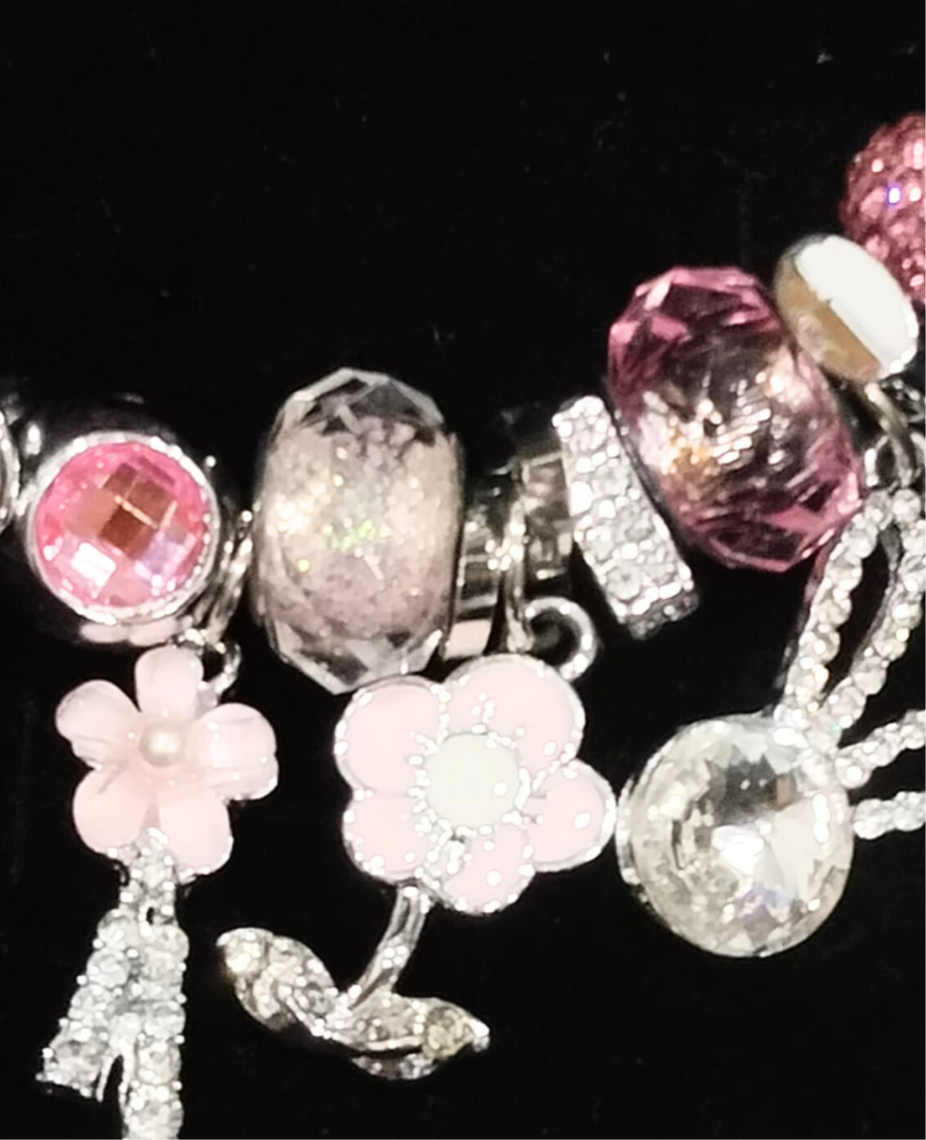 Hediye Gül Kutusunda Pembe Pandora Bileklik Hediye Seti HEDİYE SETLERİ