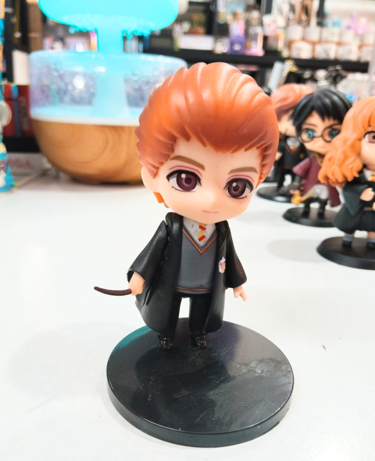 Ron Weasley Figürü – Ailesine Sadık, Cesur Gryffindor Kahramanı! HARRY POTER FİGÜR
