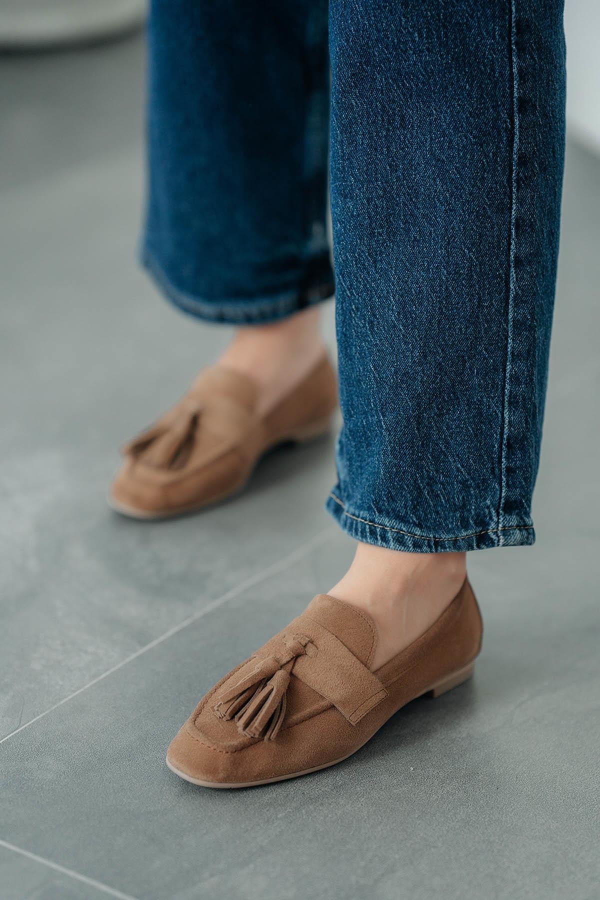 Holly Kadın Püsküllü Hakiki Süet Deri Loafer Ayakkabı Camel
