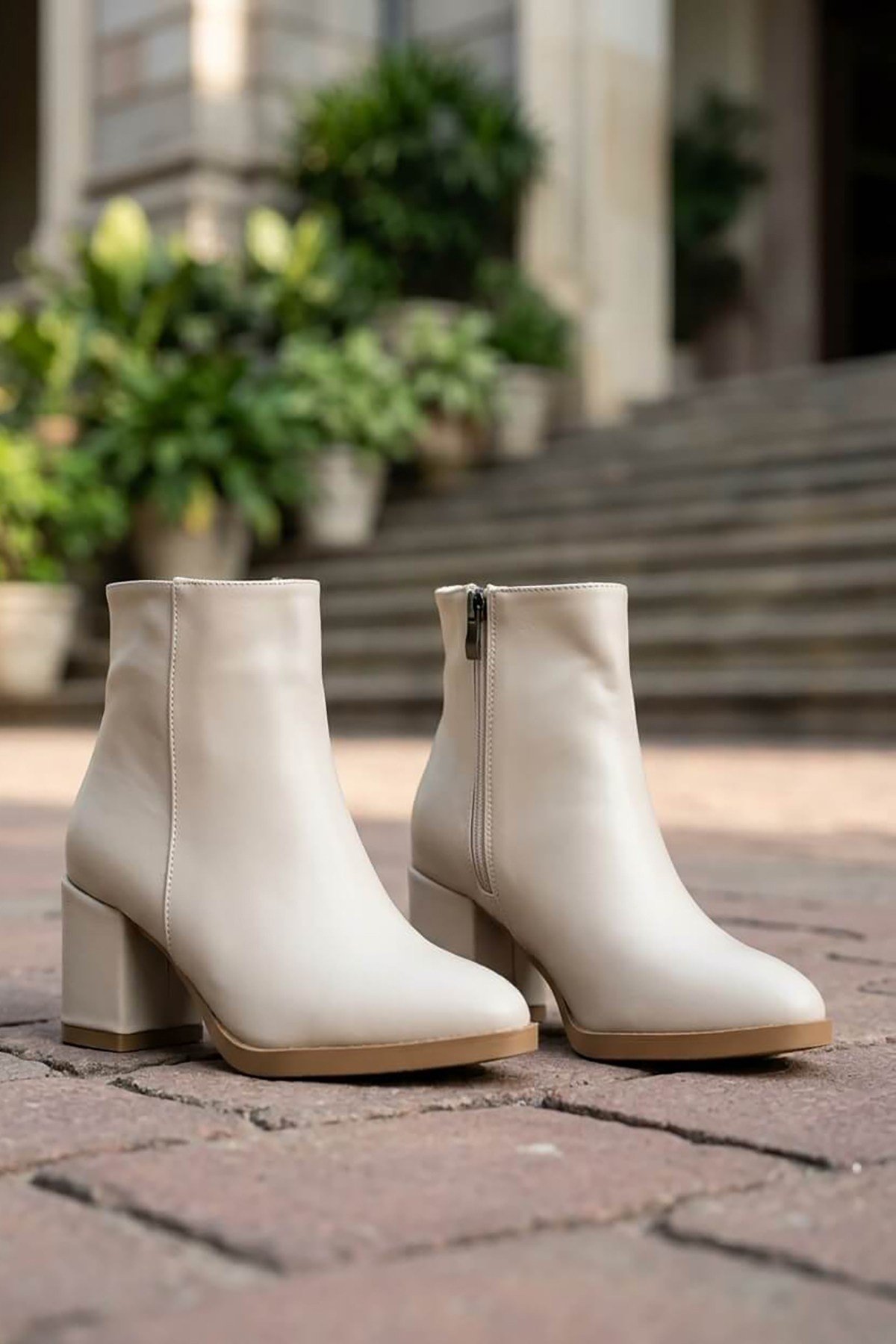 Asper Bej Deri ( 6 cm Topuklu ) Günlük Kullanım Kadın Botu