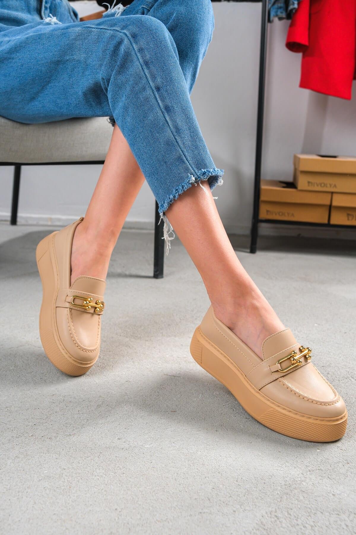 Cover Nude Gold Zincirli Deri Günlük Kullanım Loafer Kadın Ayakkabı