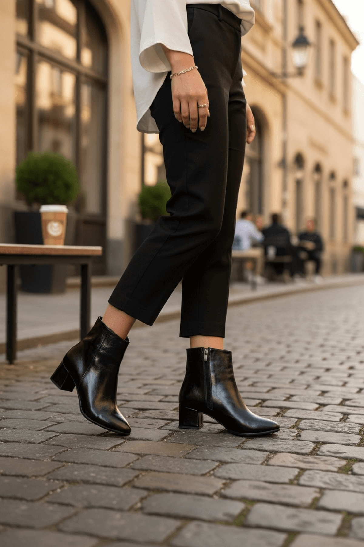 Fiamma Siyah Kırışık Rugan ( 5 Cm Topuklu ) Günlük Kullanım Kadın Botu