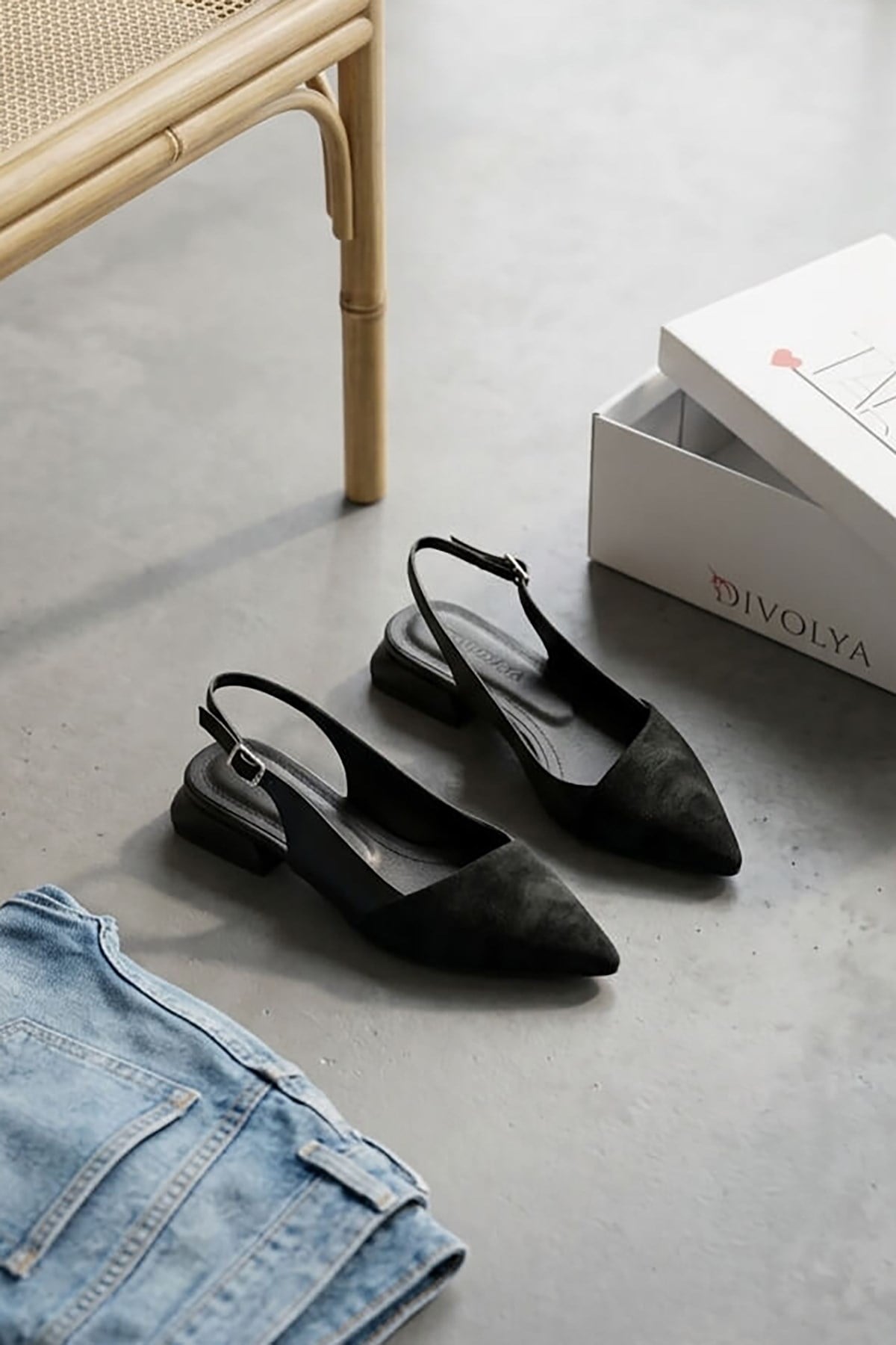 Lidya Siyah (3 cm) Sivri Burunlu Günlük Kullanım Topuklu Babet