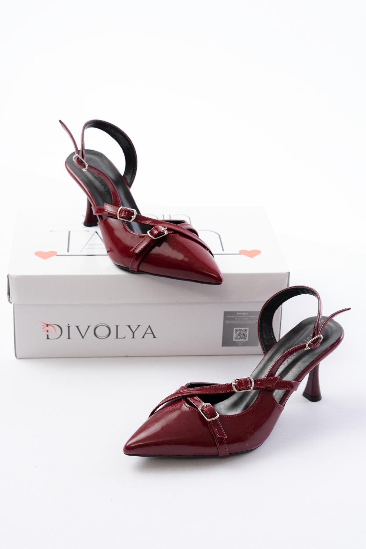Pony Bordo Rugan ( 8 CM TOPUKLU ) Sivri Burun Kapalı Tokalı Arkası Açık Stiletto Ayakkabı