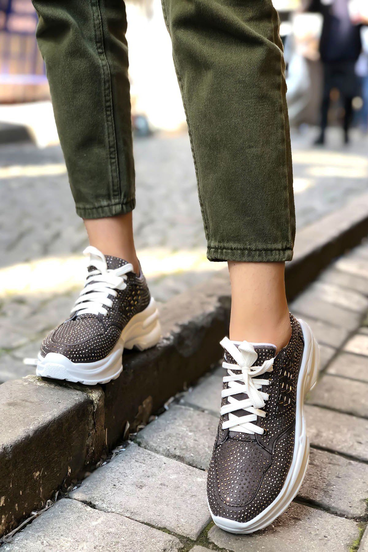 Ruby Taşlı Desenli Günlük Sneaker