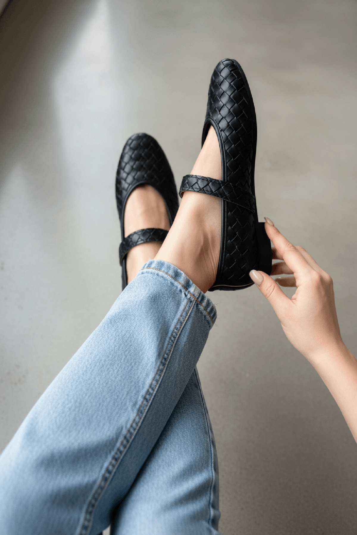 Stap Örgülü Siyah ( 2 cm) Oval Burunlu Günlük Kullanım Babet