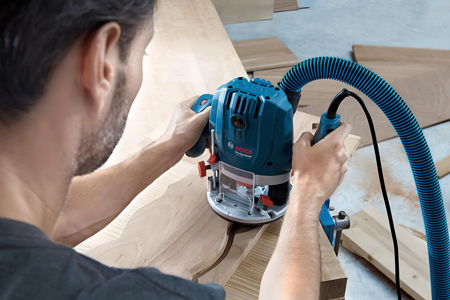 Bosch GOF 130 Freze