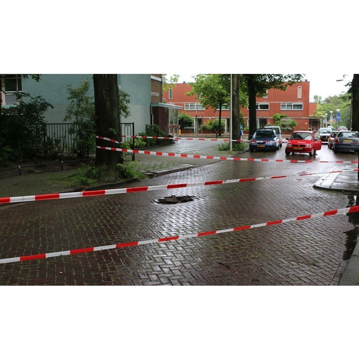 EMNİYET İKAZ BANTI 6 CM-500 METRE