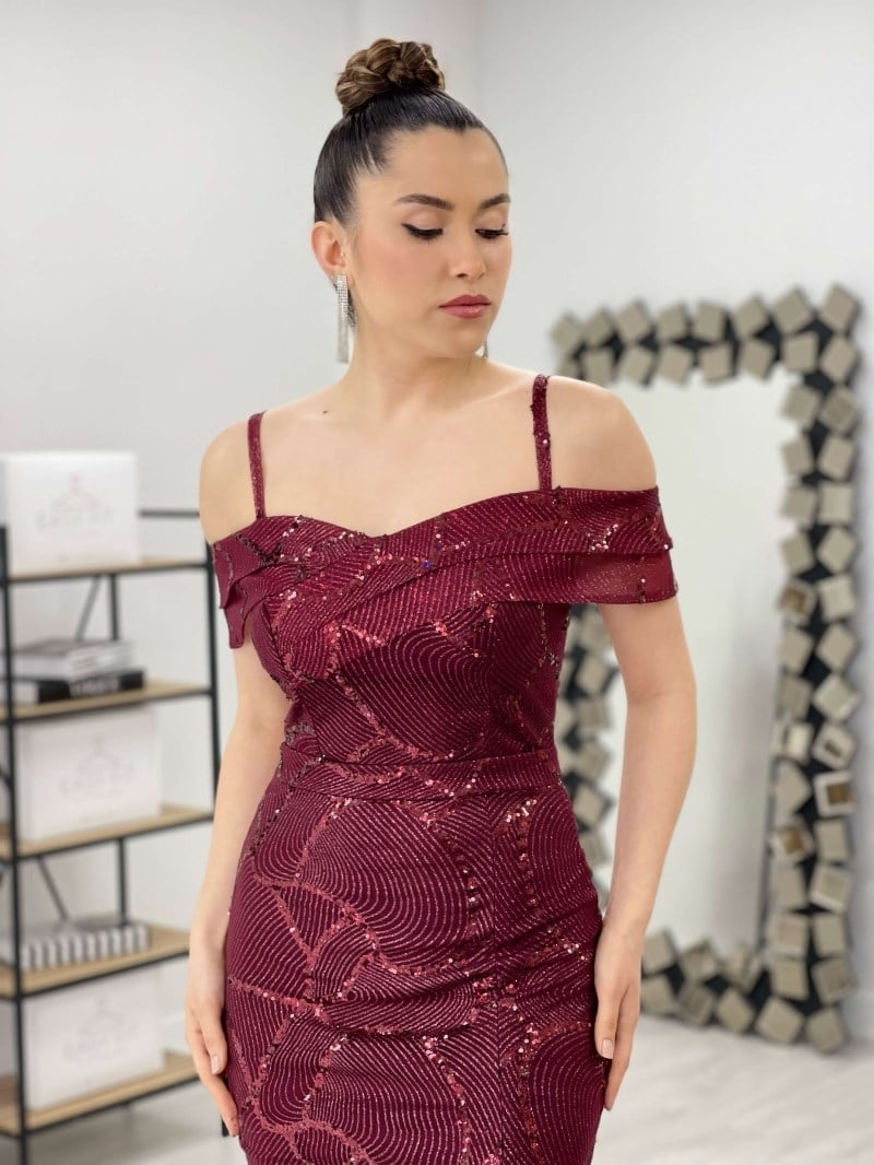 Açık Omuz Pullu Tül Elbise - BORDO